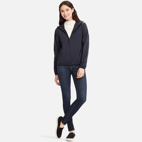 Áo khoác gió Uniqlo 2019 Nhật Bản màu xanh biển - 409095