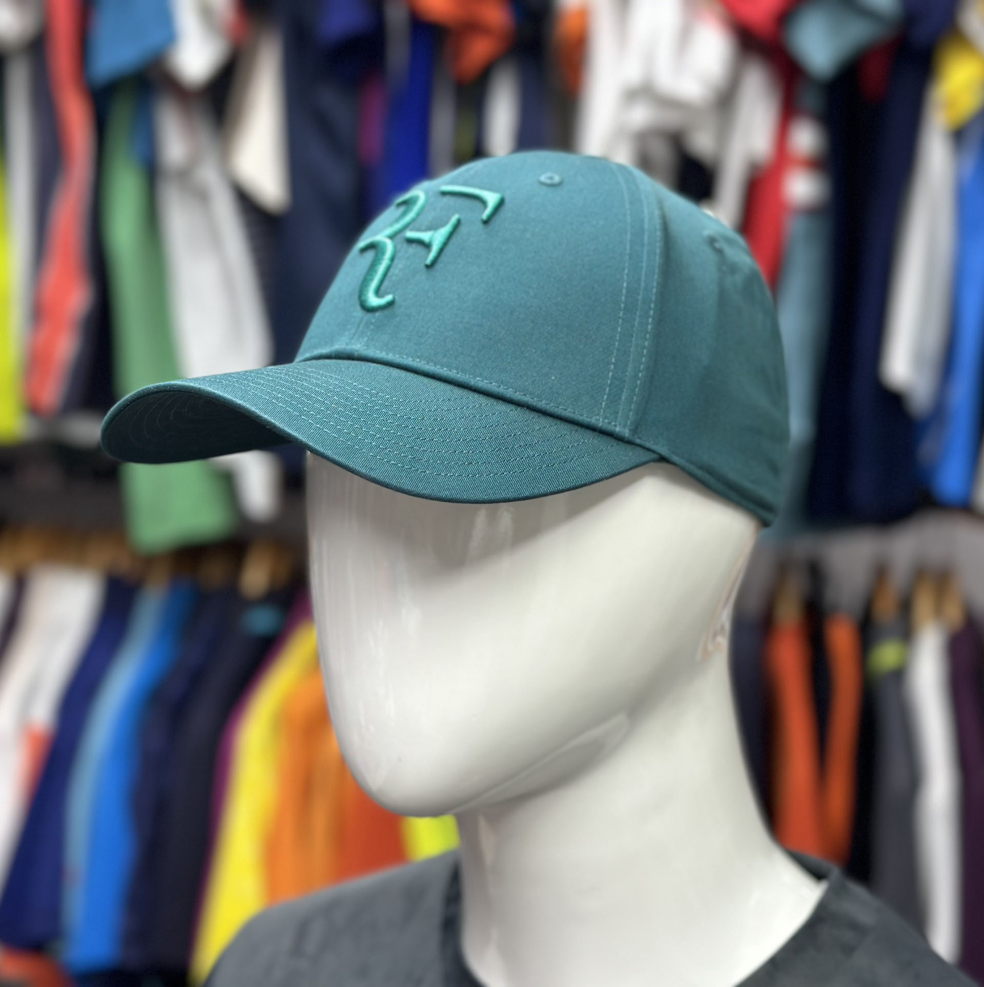 Mũ lưỡi trai Uniqlo Roger Federer bản Logo huyền thoại - 437201