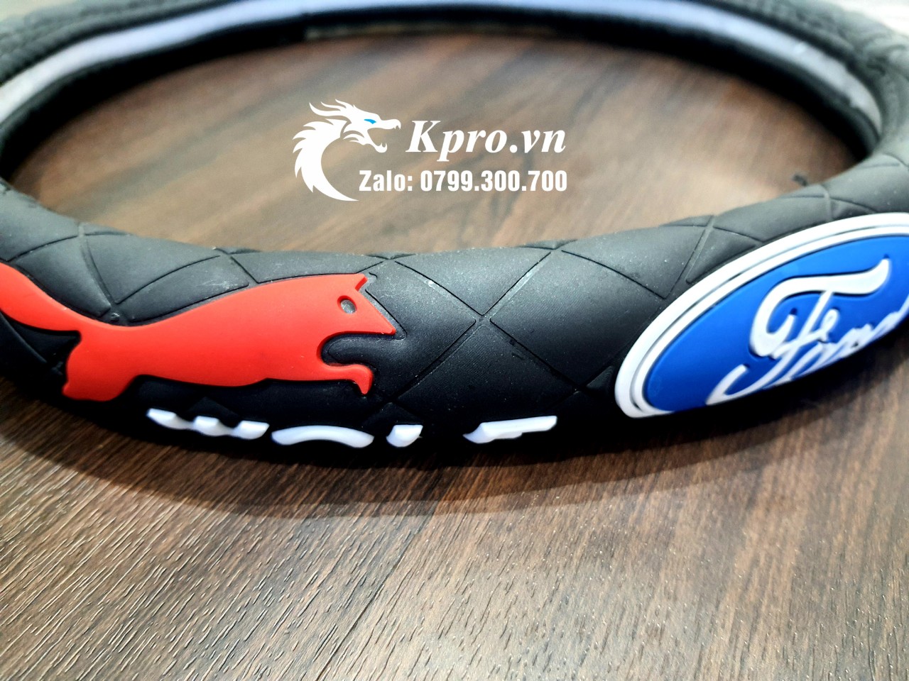 Bọc Vô Lăng 3D logo hãng siêu độc lạ