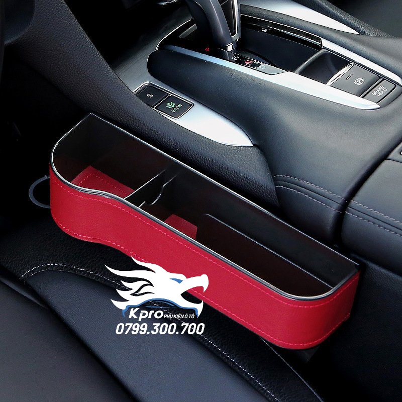Khay Đựng Đồ Khe Ghế Trước vân carbon có logo