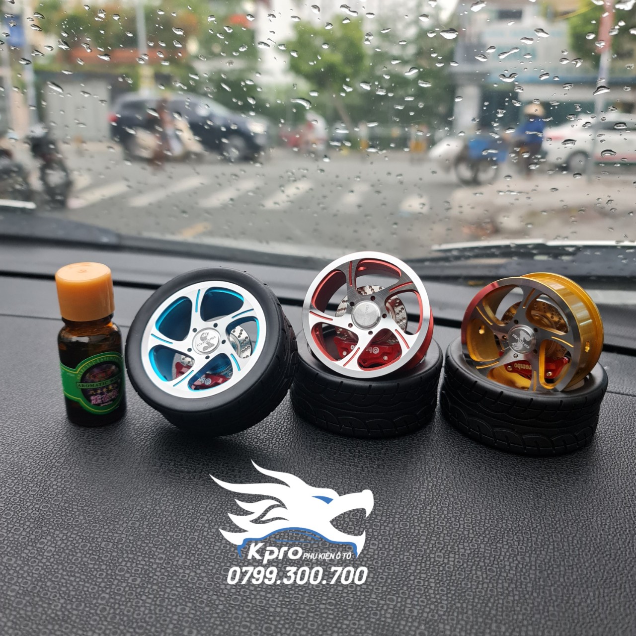 Nước hoa, tinh dầu khử mùi ô tô hình bánh xe