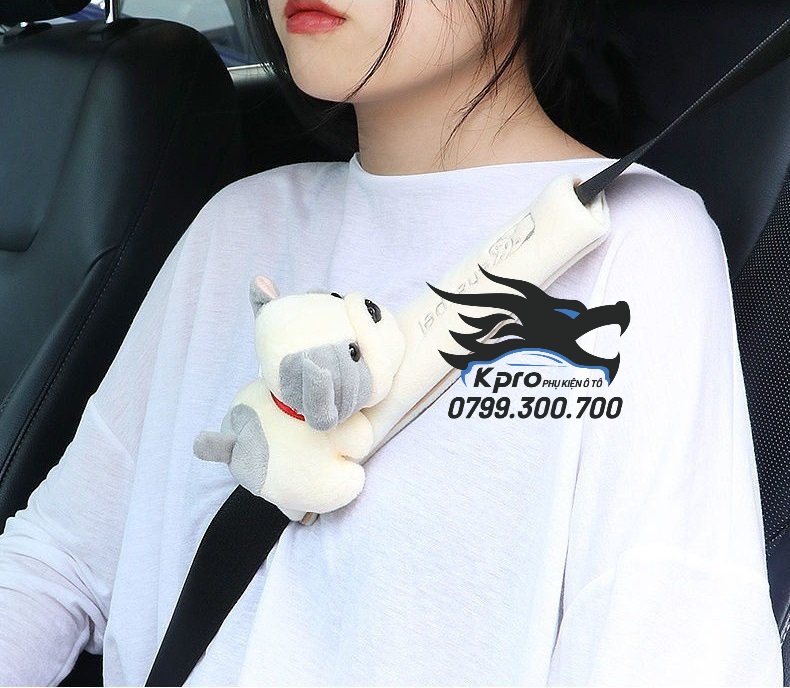 Bọc đai an toàn ô tô chó con