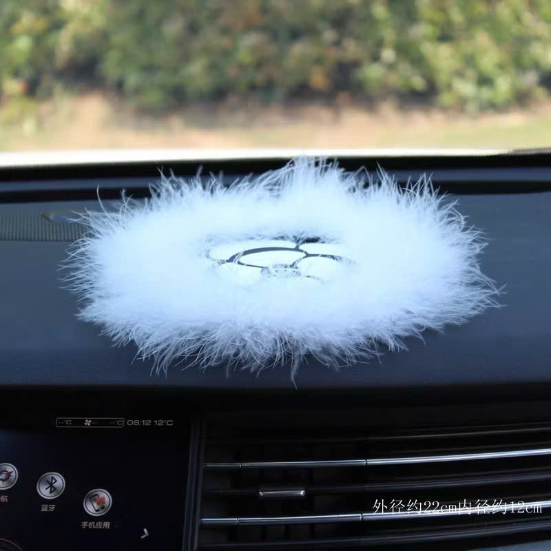 Thảm lông vũ họa tiết hoa Chanel, thảm chống trượt dành cho ô tô