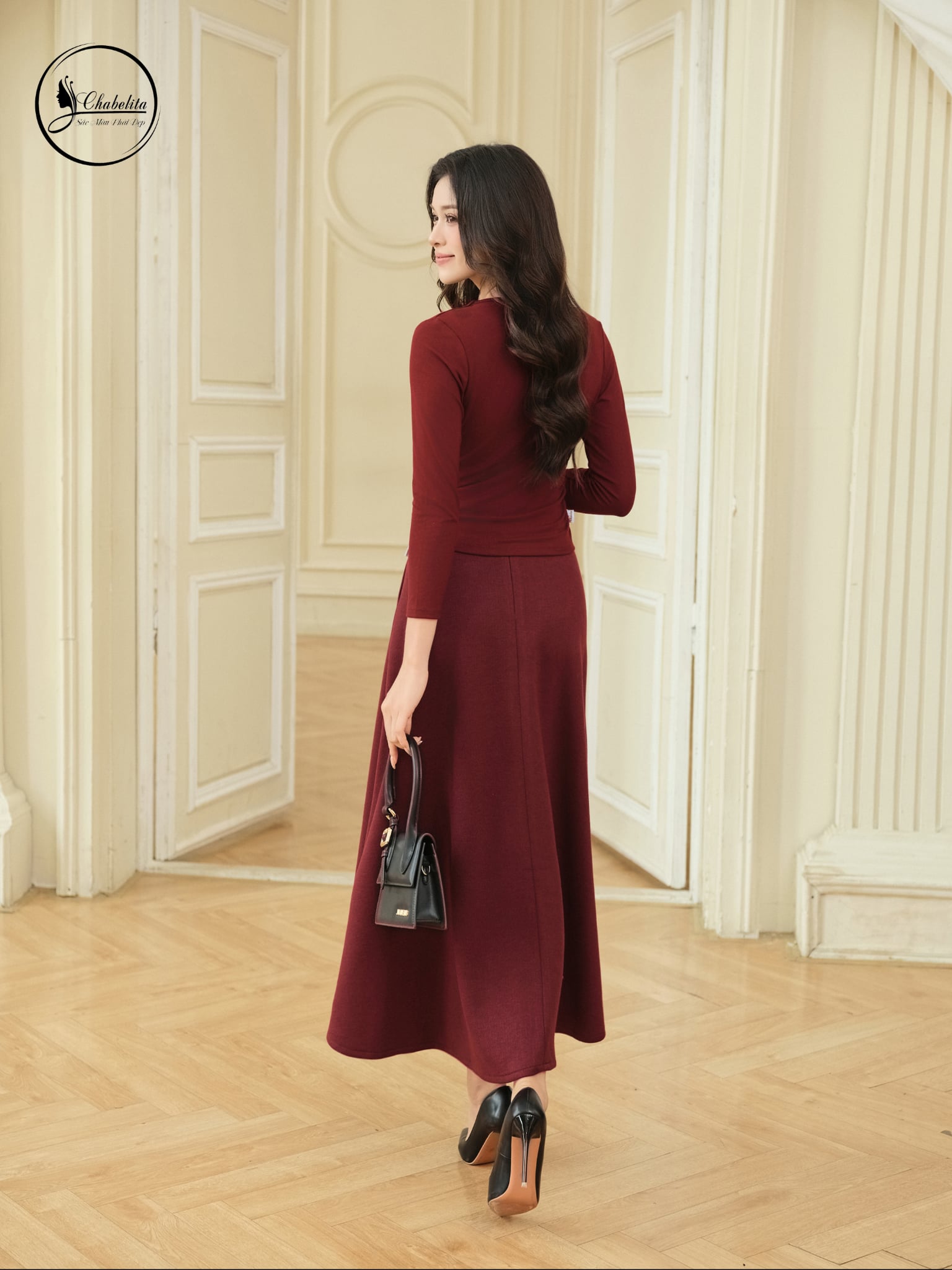 Áo cotton cổ đổ màu đỏ