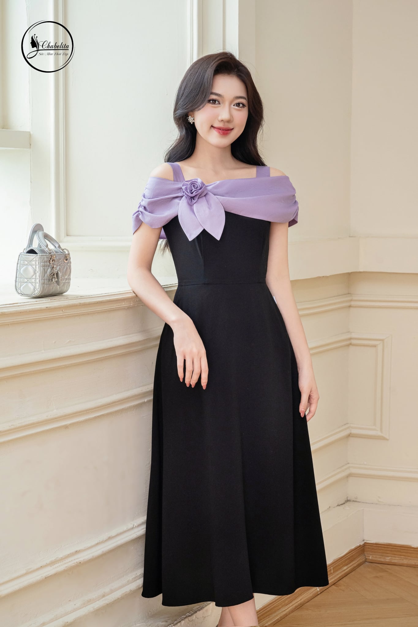 Đầm xòe trễ vai phối màu tím