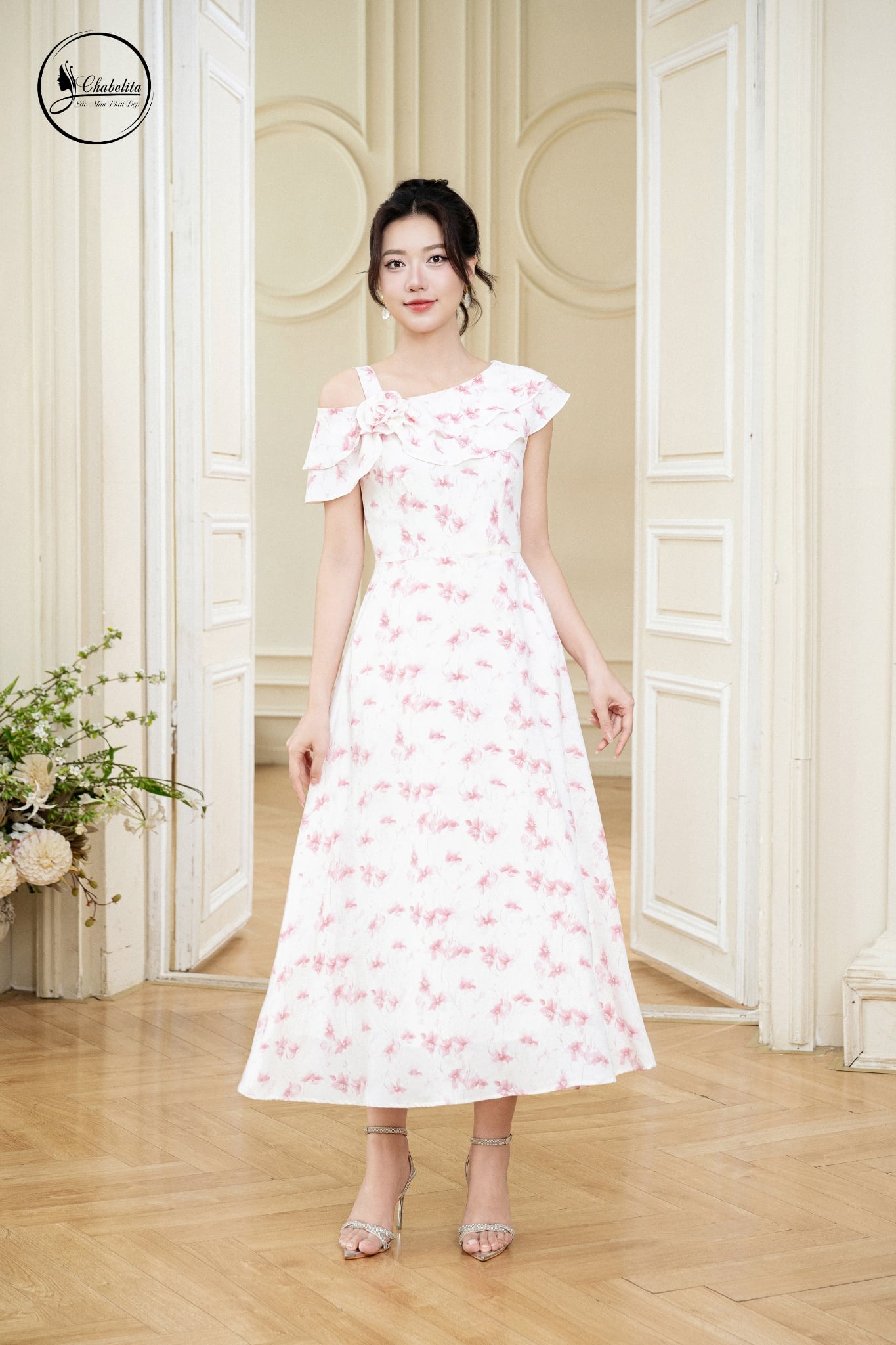 Đầm sát nách cổ tròn phối bèo hoa hồng