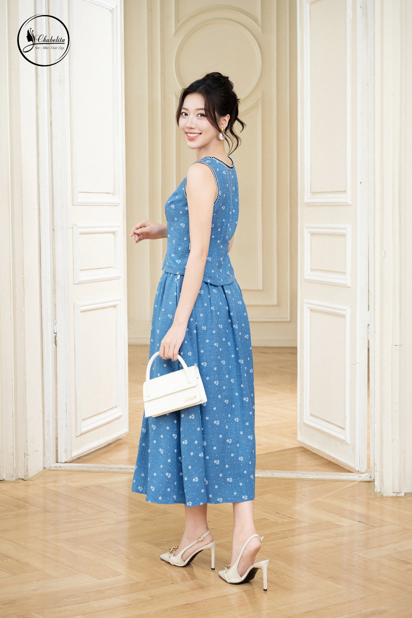 Sét bộ áo sát nách cổ tròn phối viền màu xanh