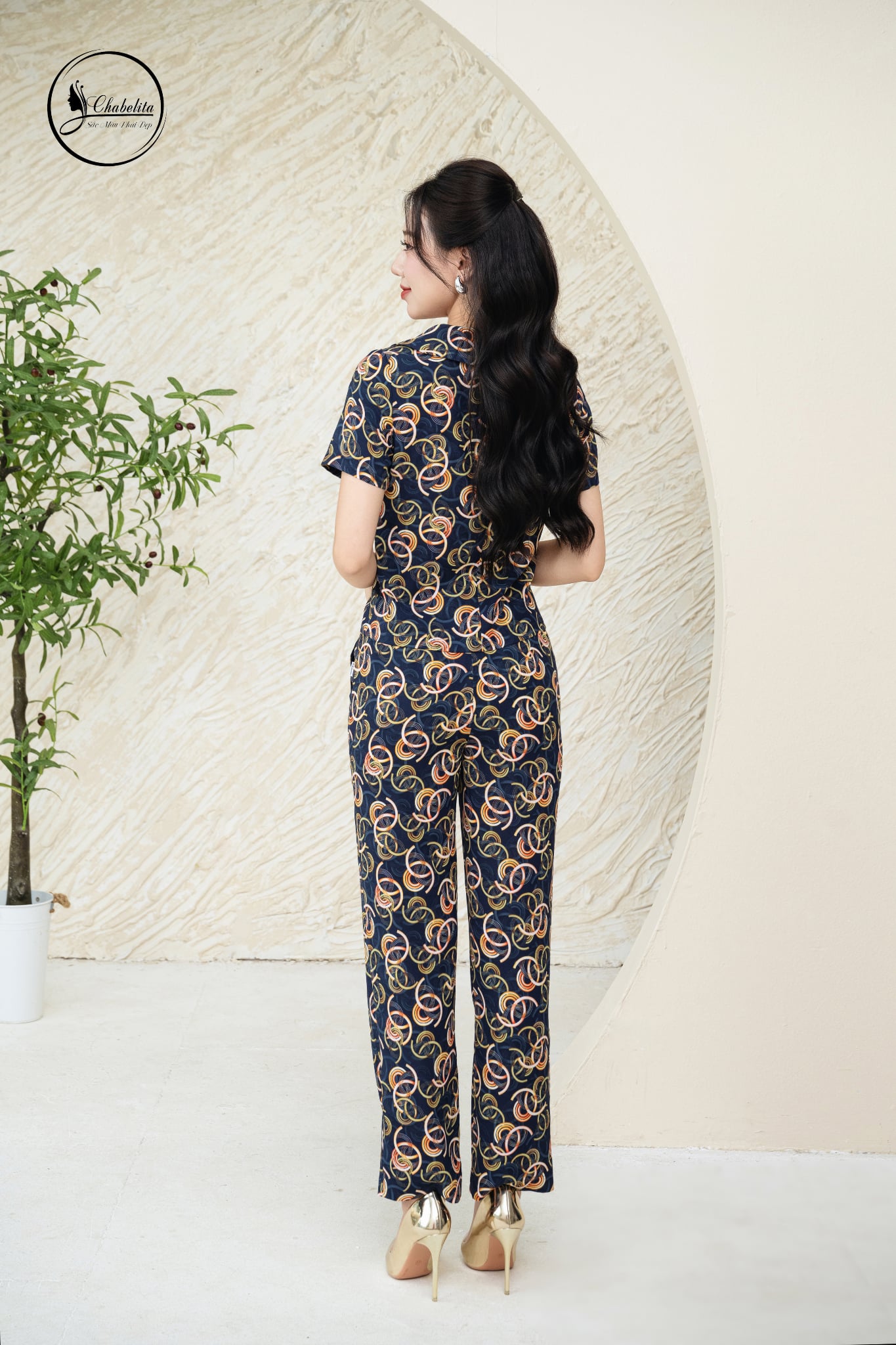 Sét bộ họa tiết áo tay lỡ cổ sen màu xanh