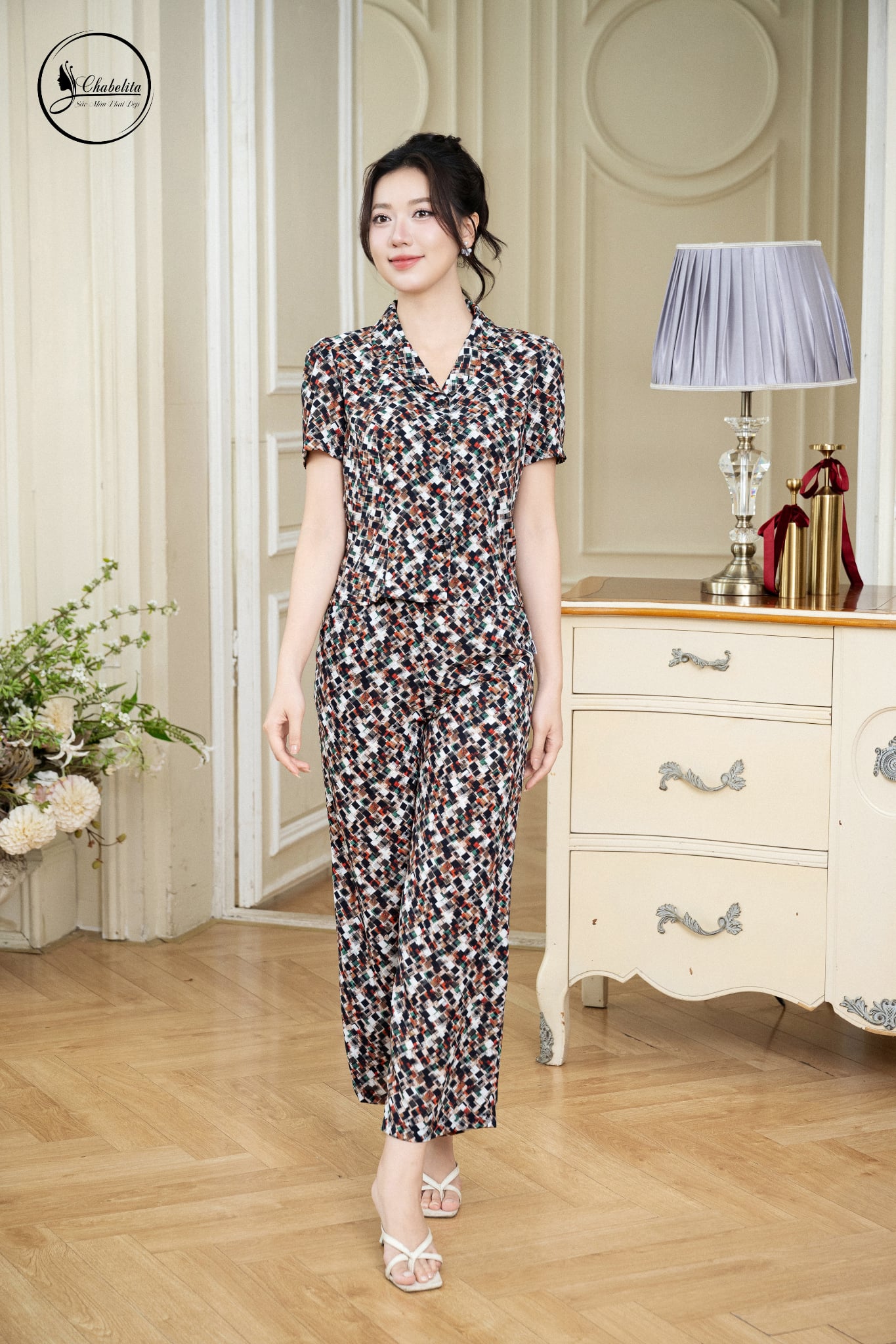 Sét bộ họa tiết màu đỏ