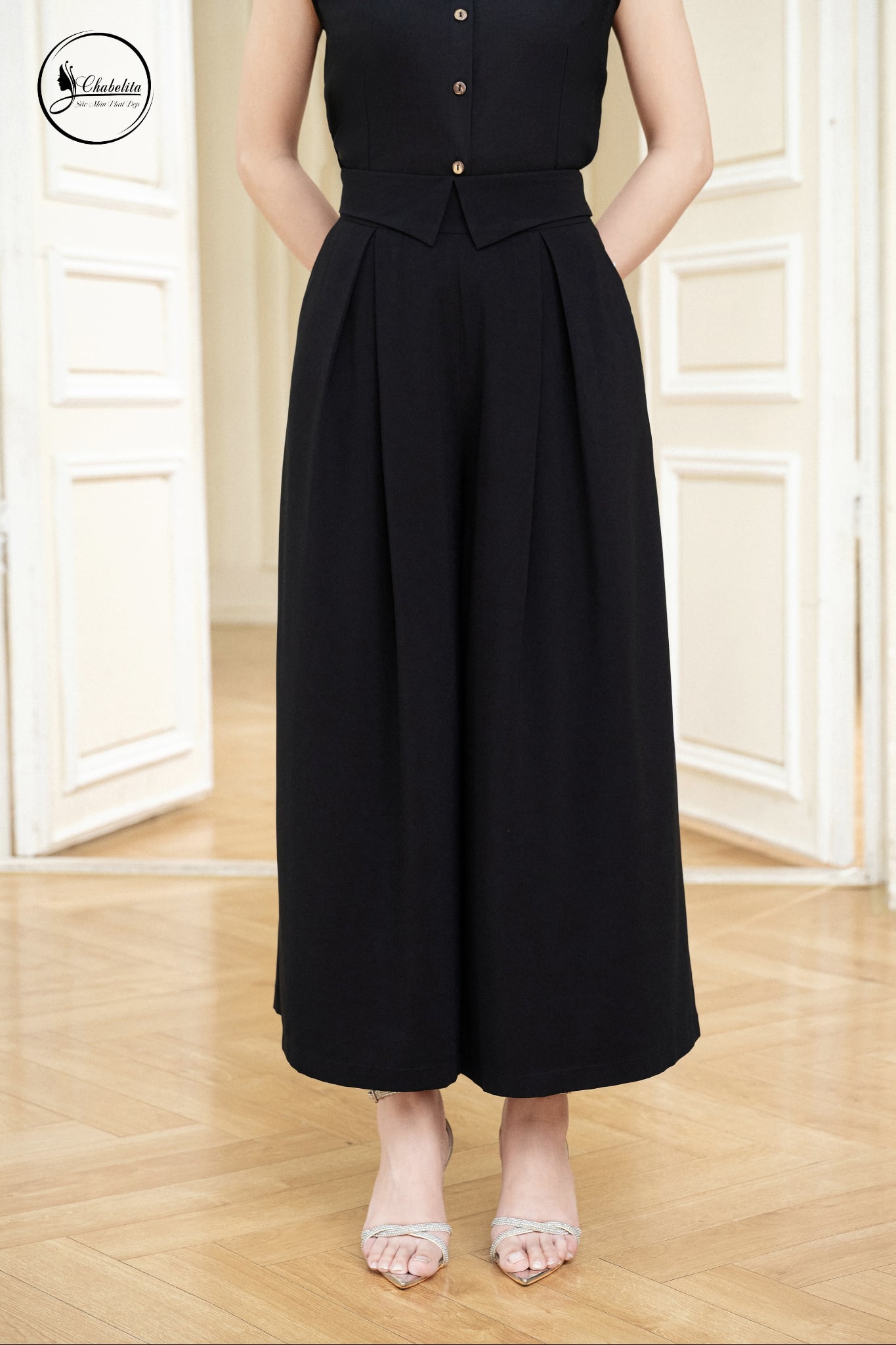 Quần ống giả váy khóa sườn màu đen