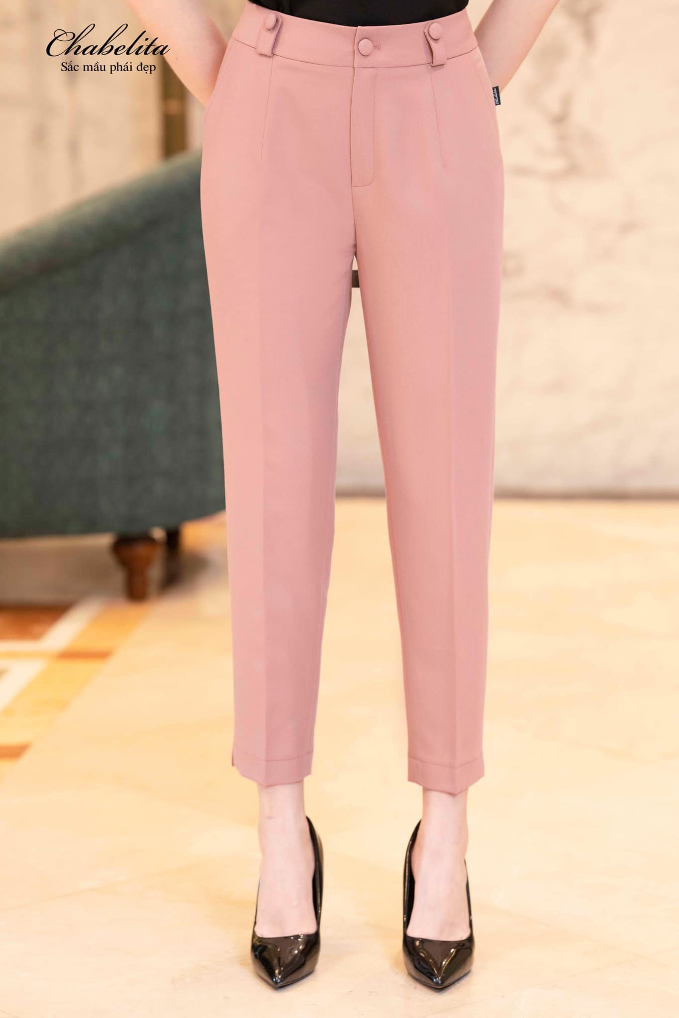 Quần baggy màu hồng dáng ngắn