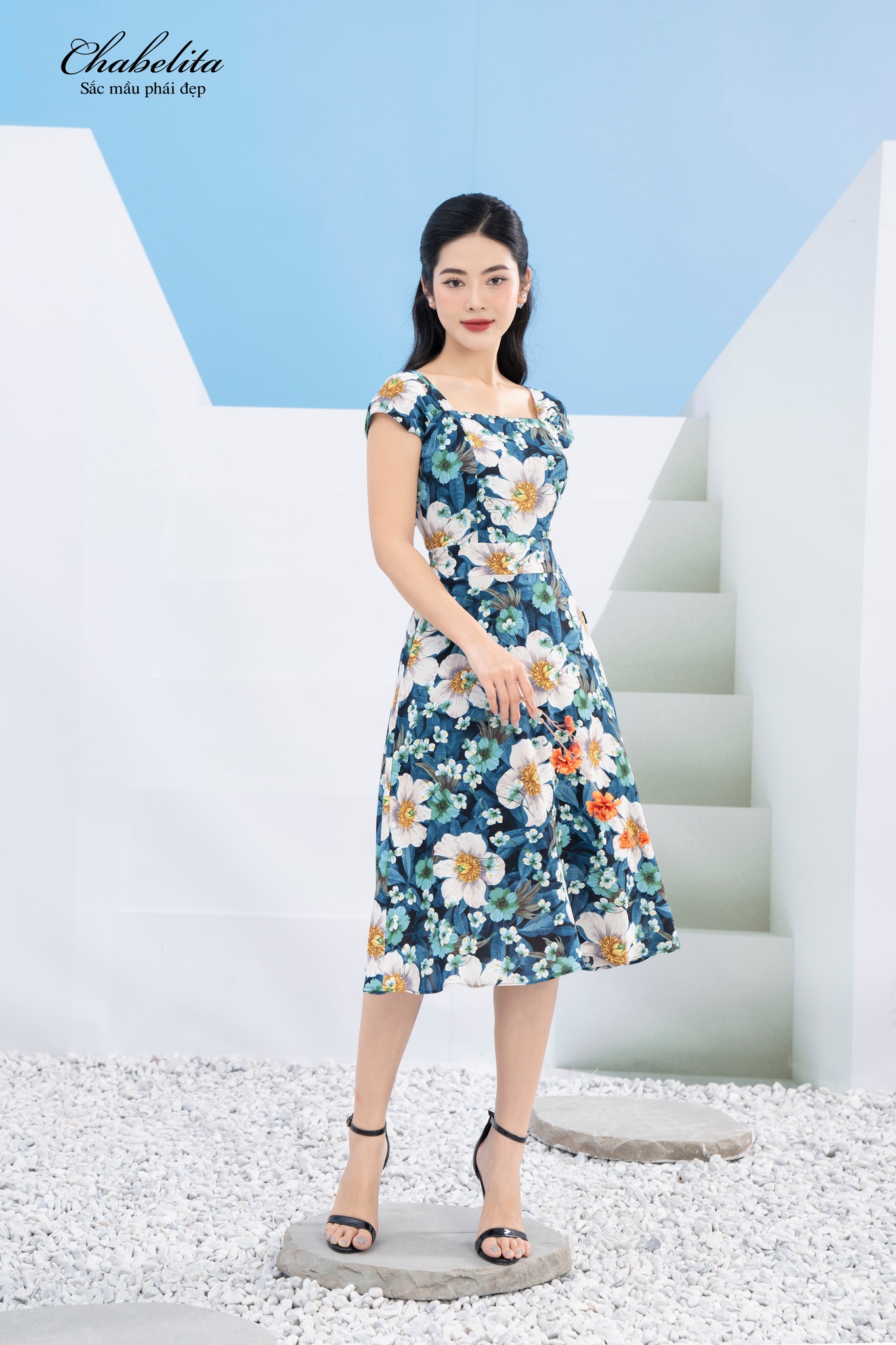 Đầm lụa sịn màu xanh