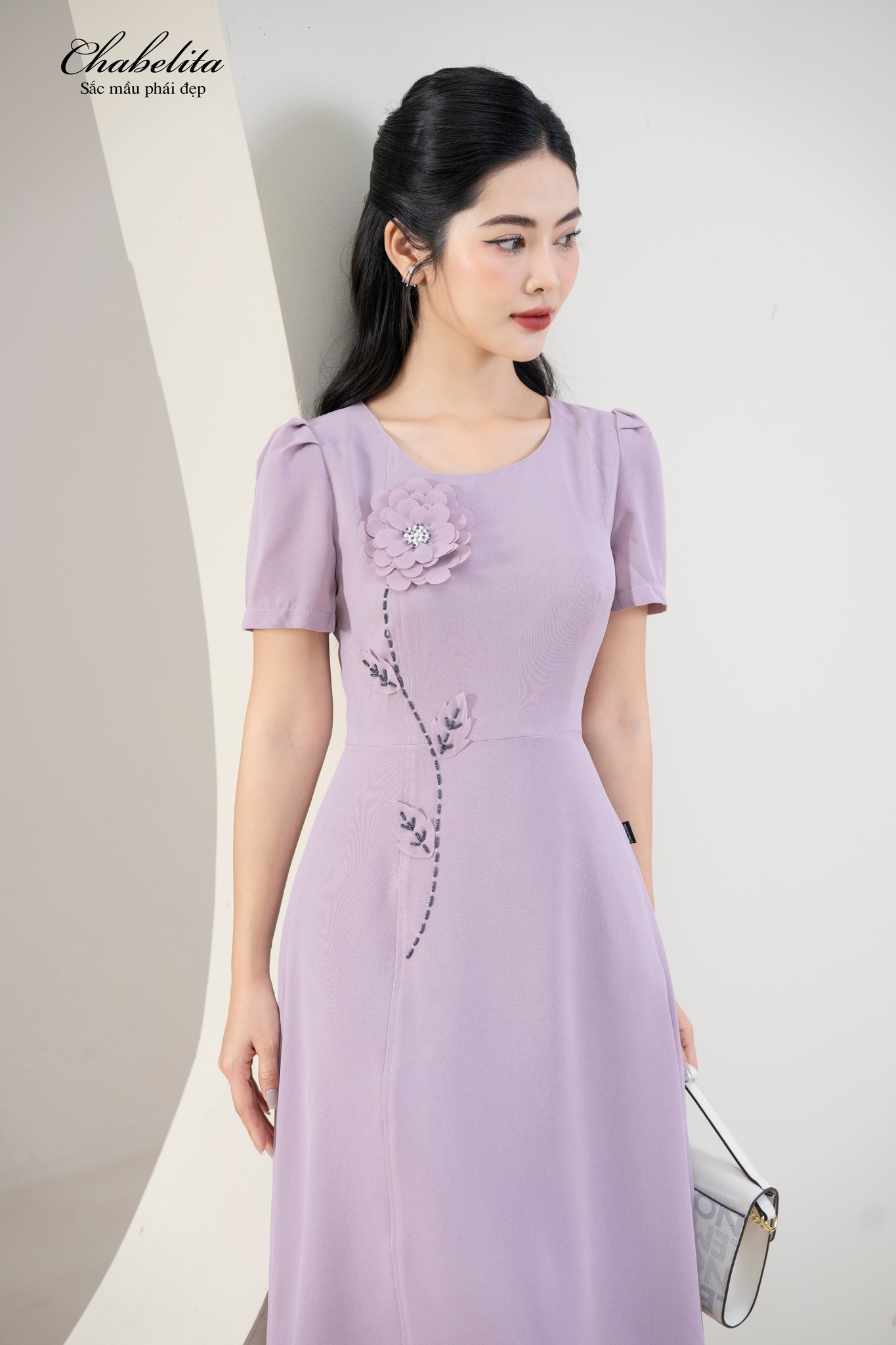 Đầm dáng A thêu màu tím