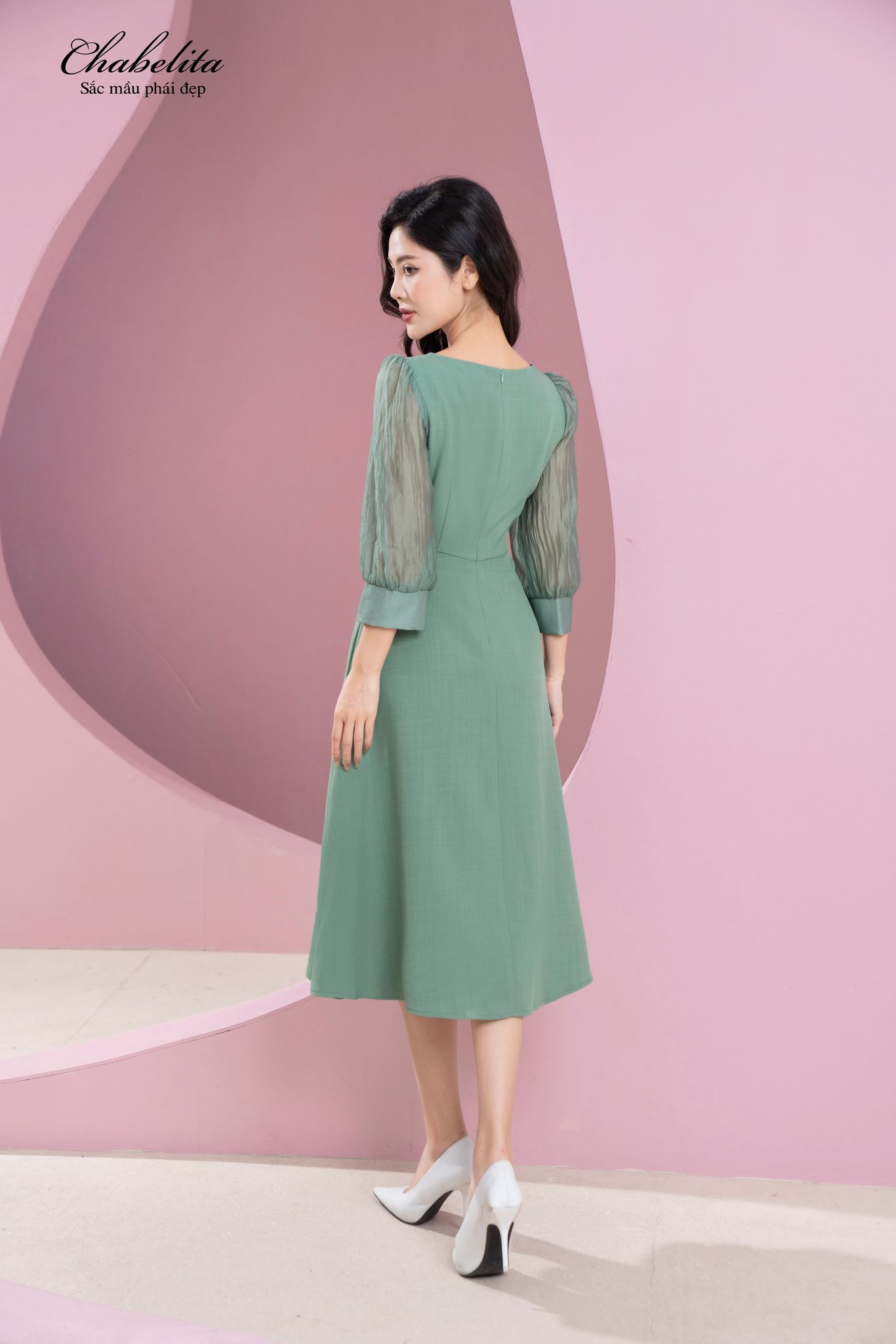 Đầm thuê hoa phối tay màu xanh