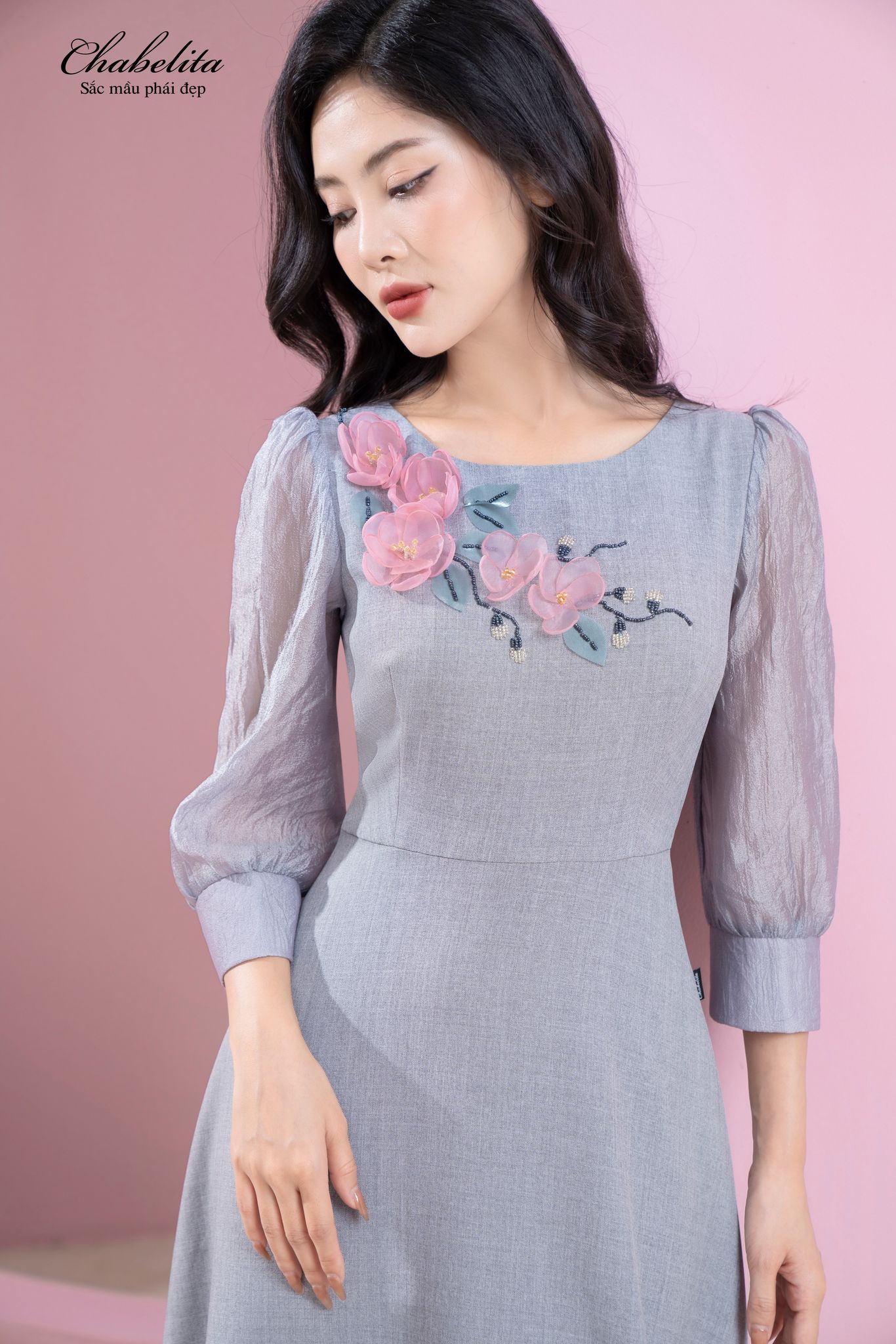 Đầm thuê hoa phối tay màu ghi