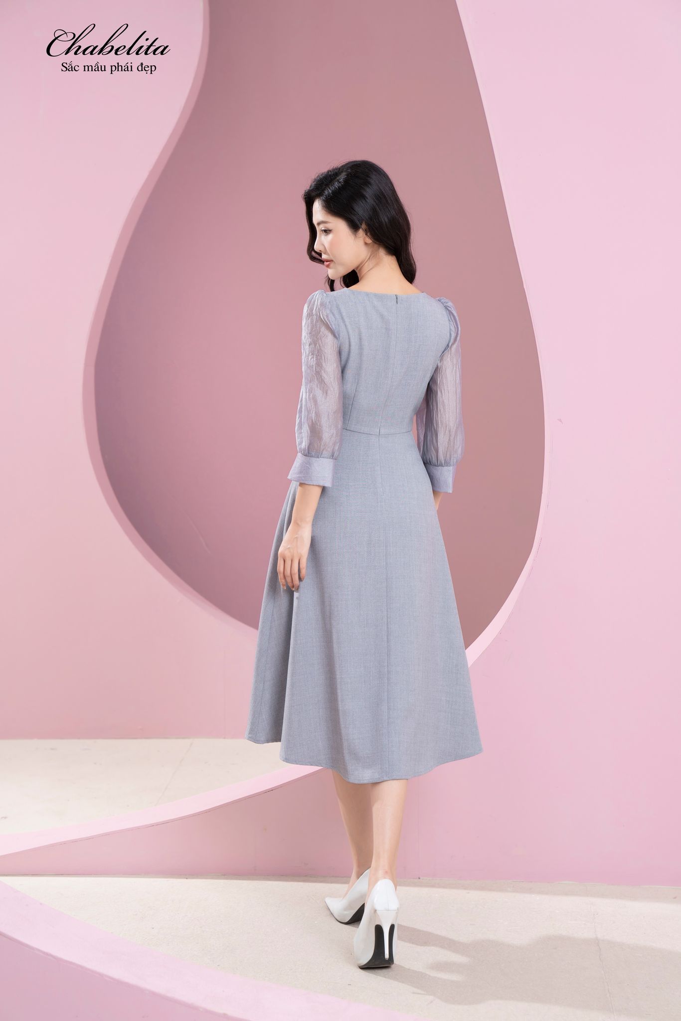 Đầm thuê hoa phối tay màu ghi