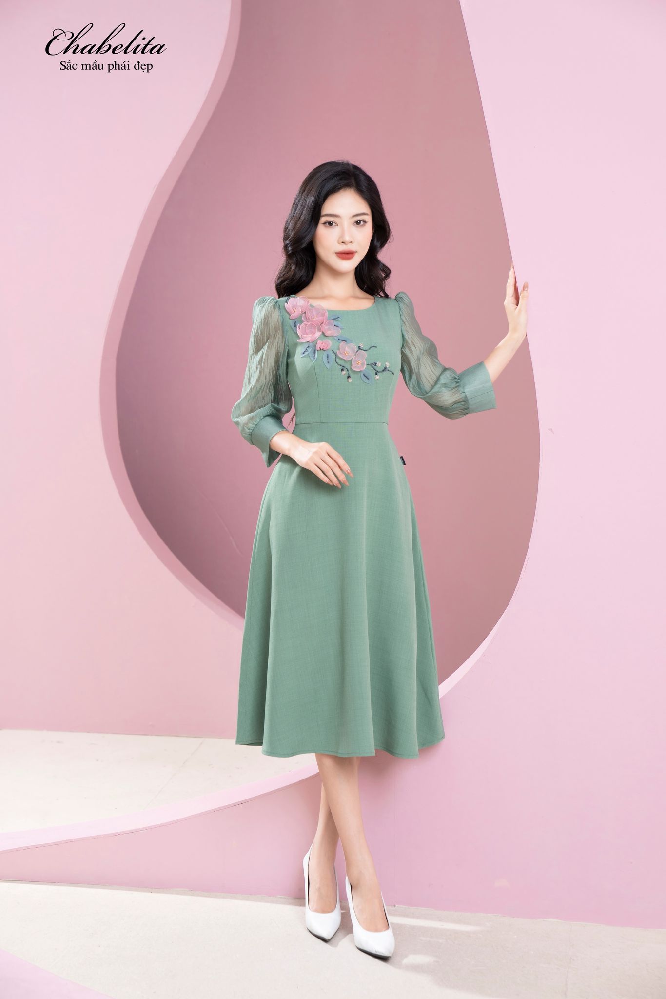 Đầm thuê hoa phối tay màu xanh