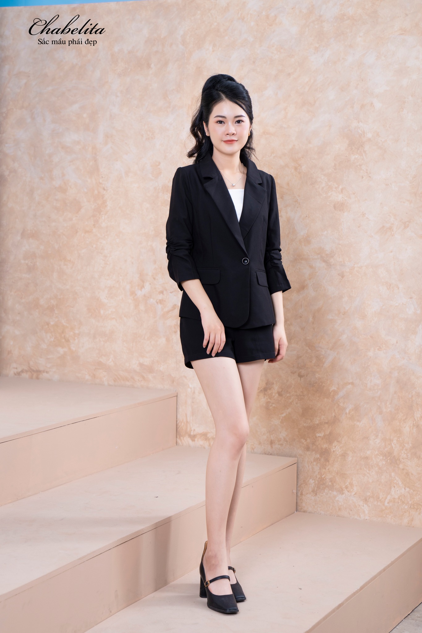 Áo vest tay lỡ màu đen