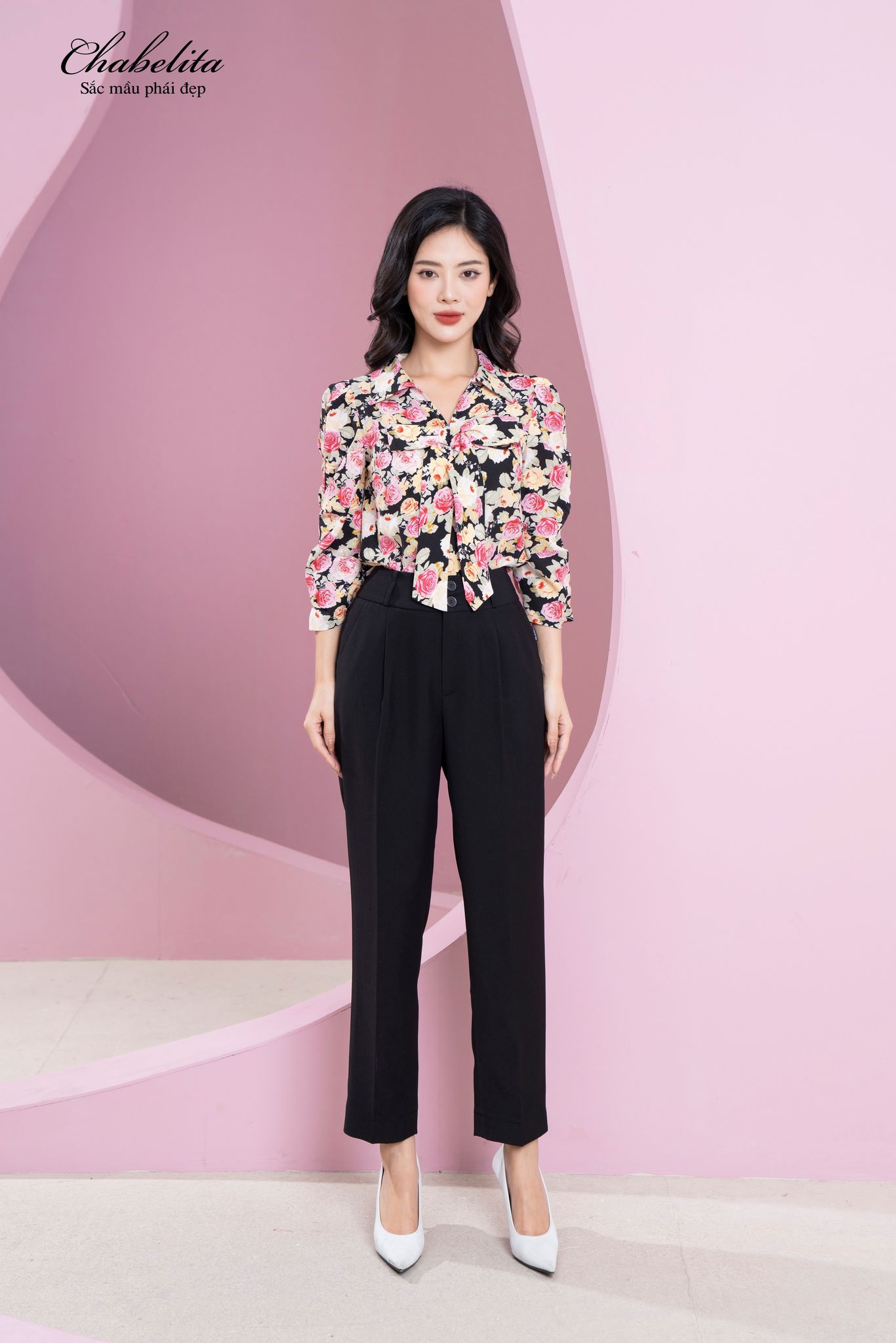 Sơ mi cổ nơ hoa màu hồng