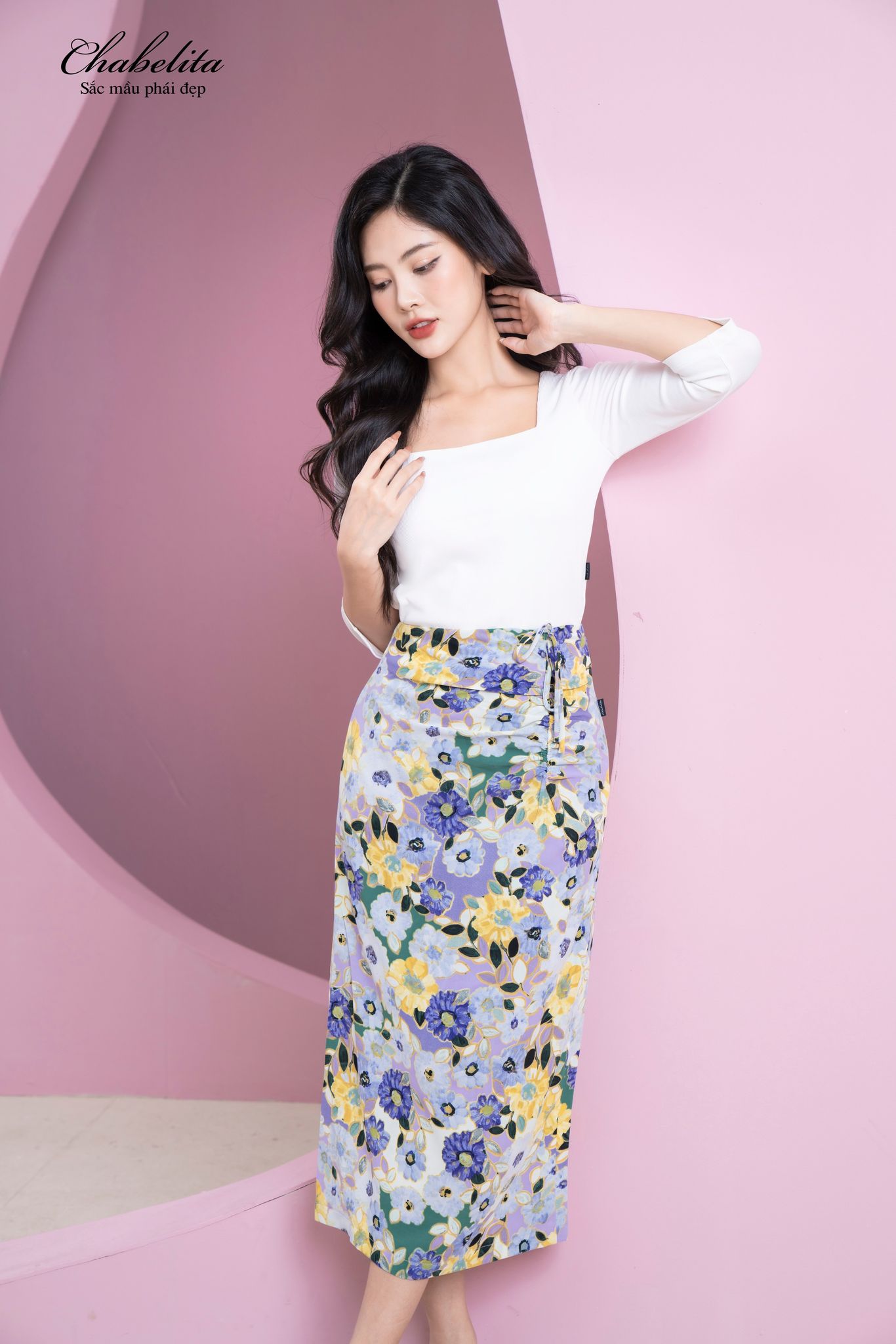 Sơ mi cottong cổ vuông màu trắng