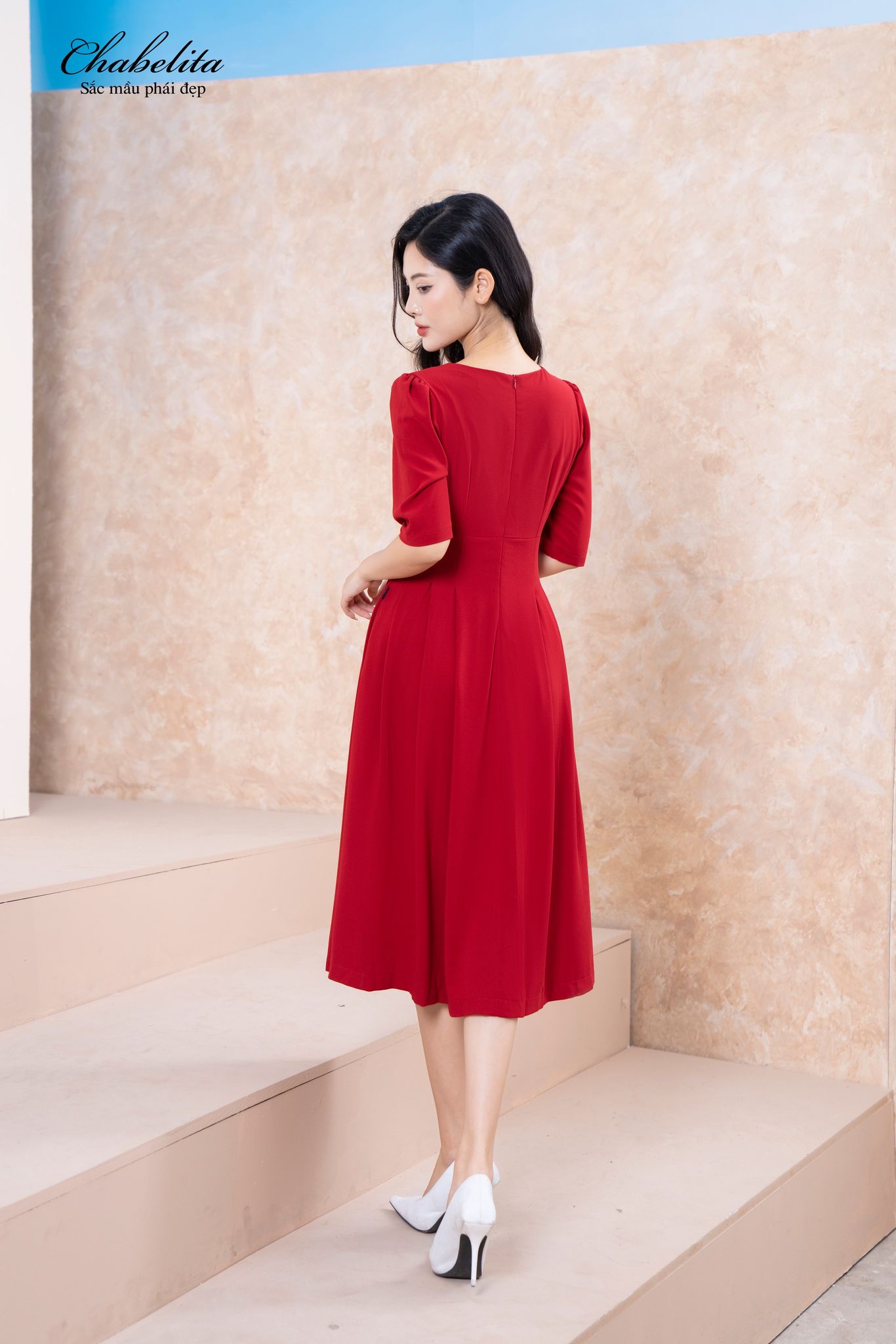 Đầm tay lỡ màu đỏ