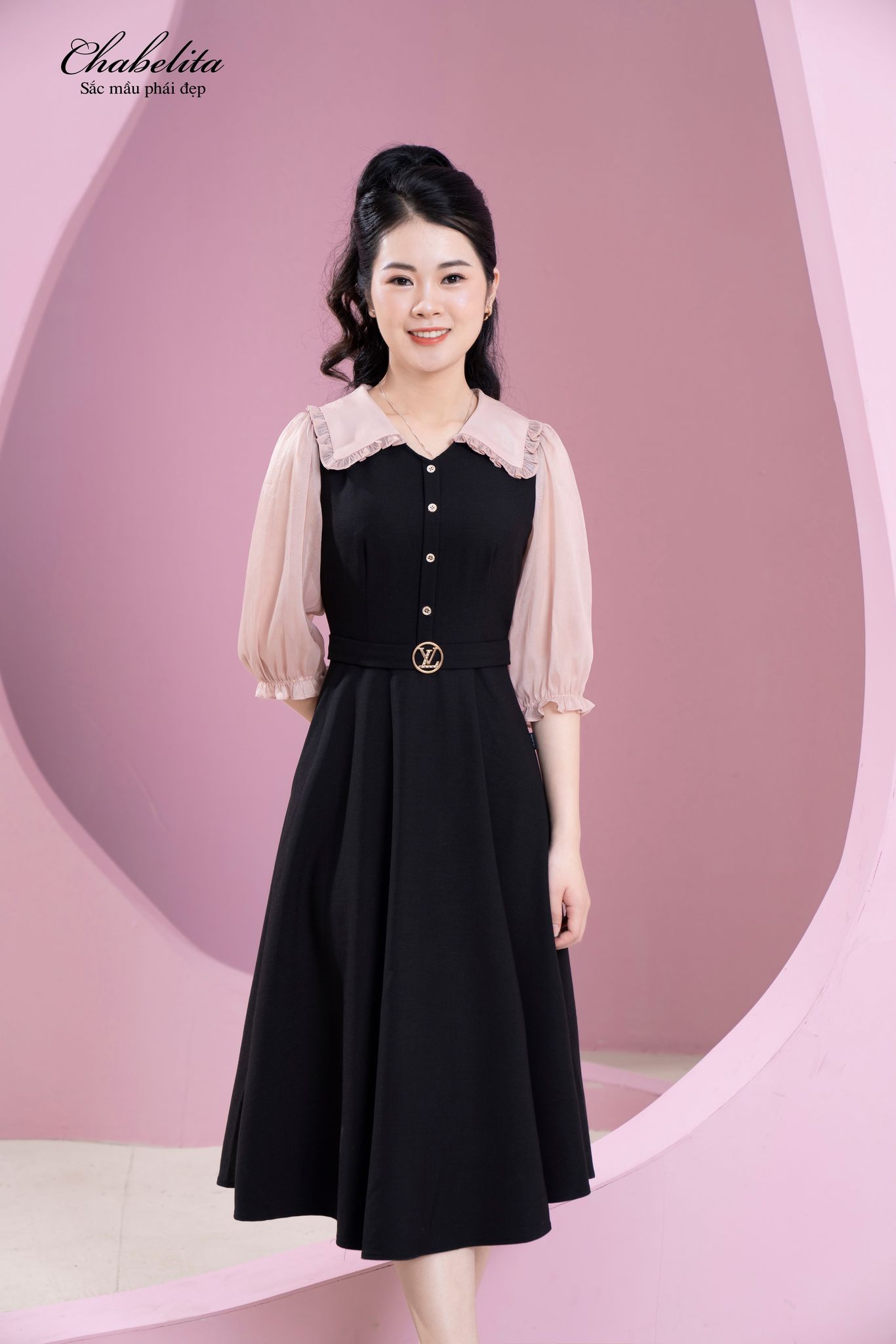 Váy phối cổ+ tay màu đen