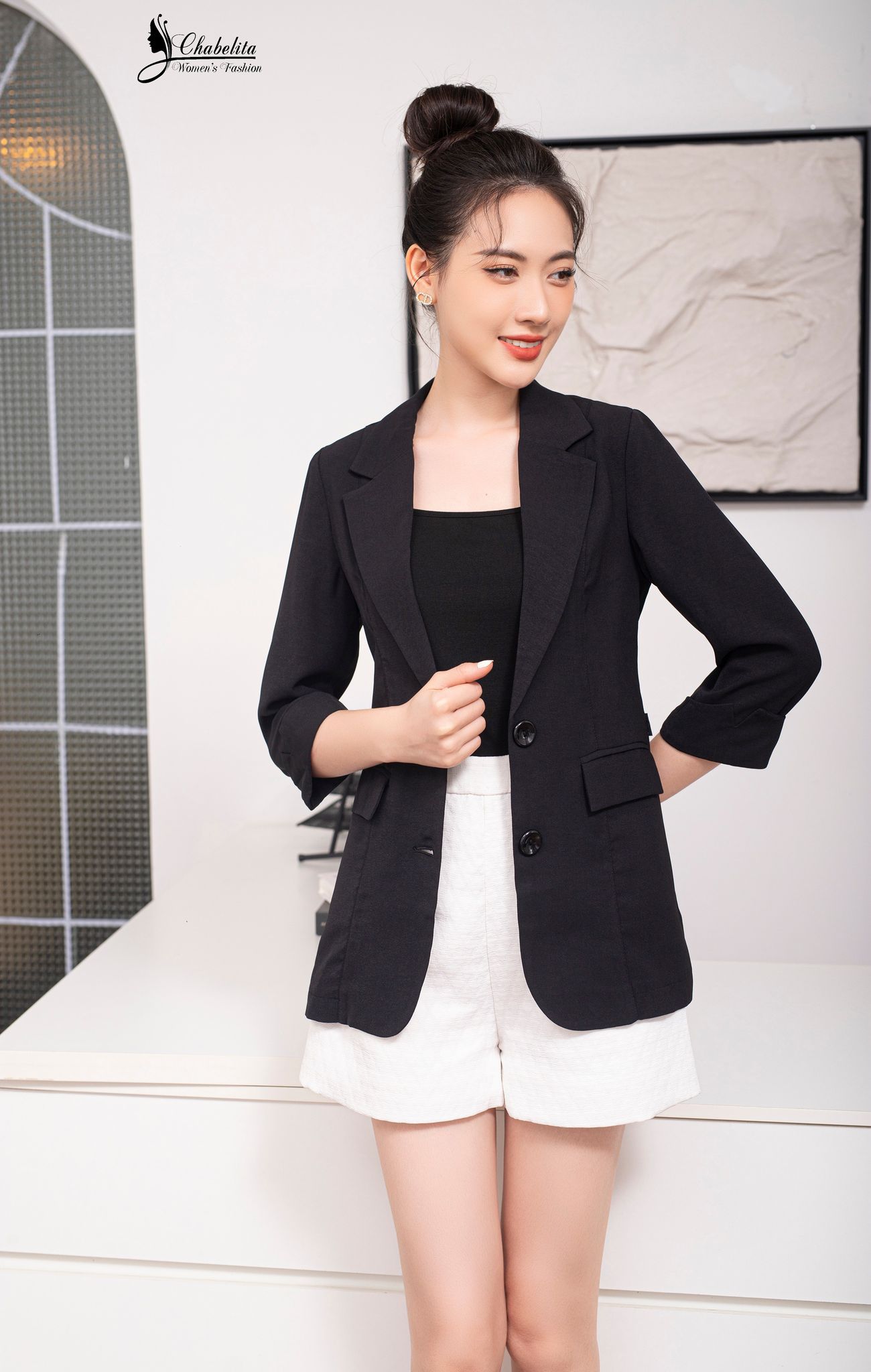 Áo vest thời trang màu đen