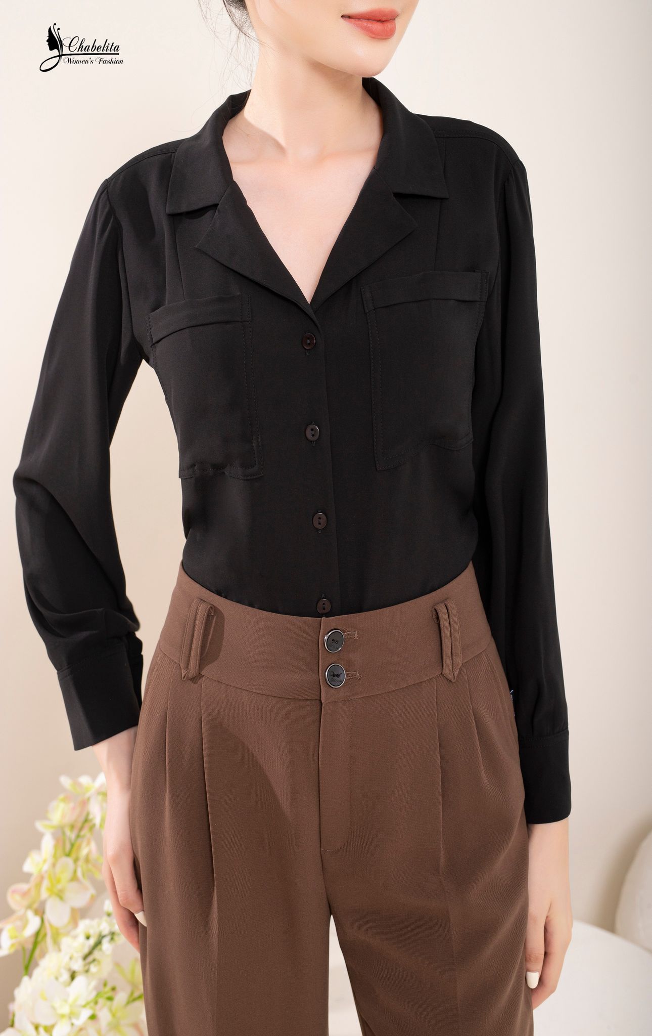 Áo sơ mi phối túi ngực màu đen