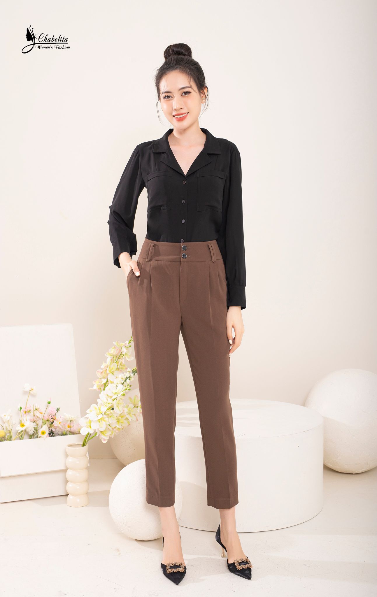 Áo sơ mi phối túi ngực màu đen