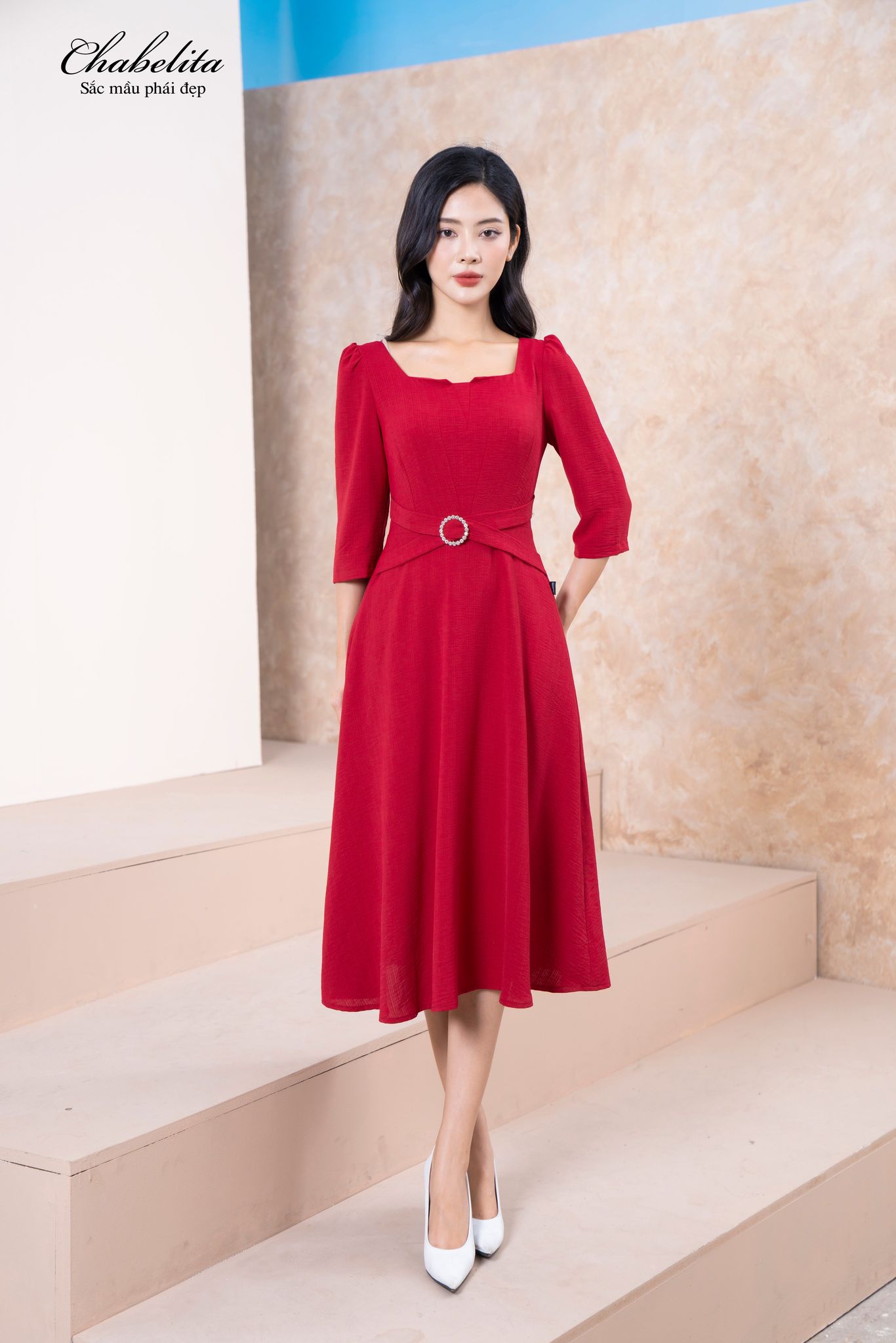 Đầm cổ vuông phối đai eo màu đỏ