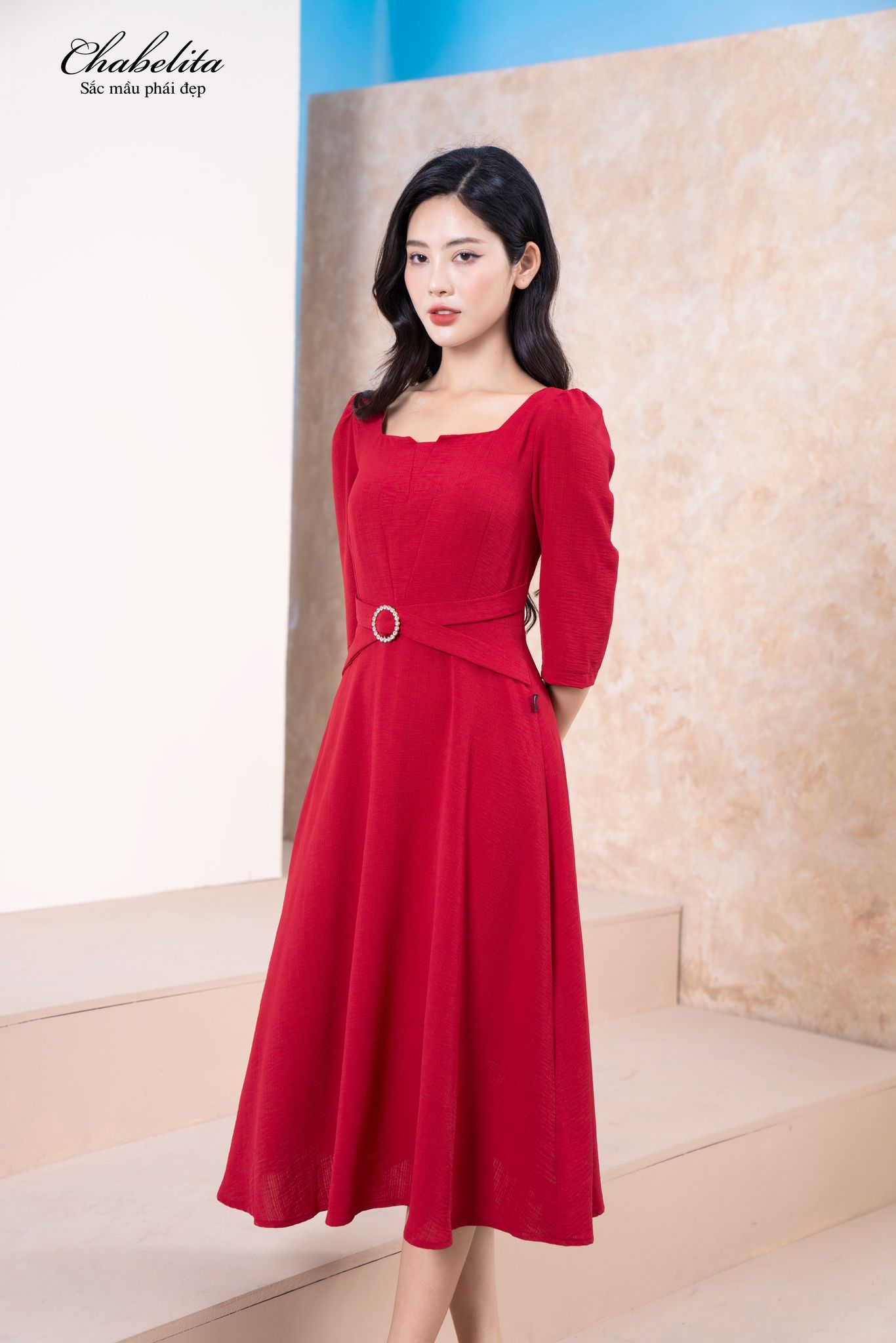 Đầm cổ vuông phối đai eo màu đỏ