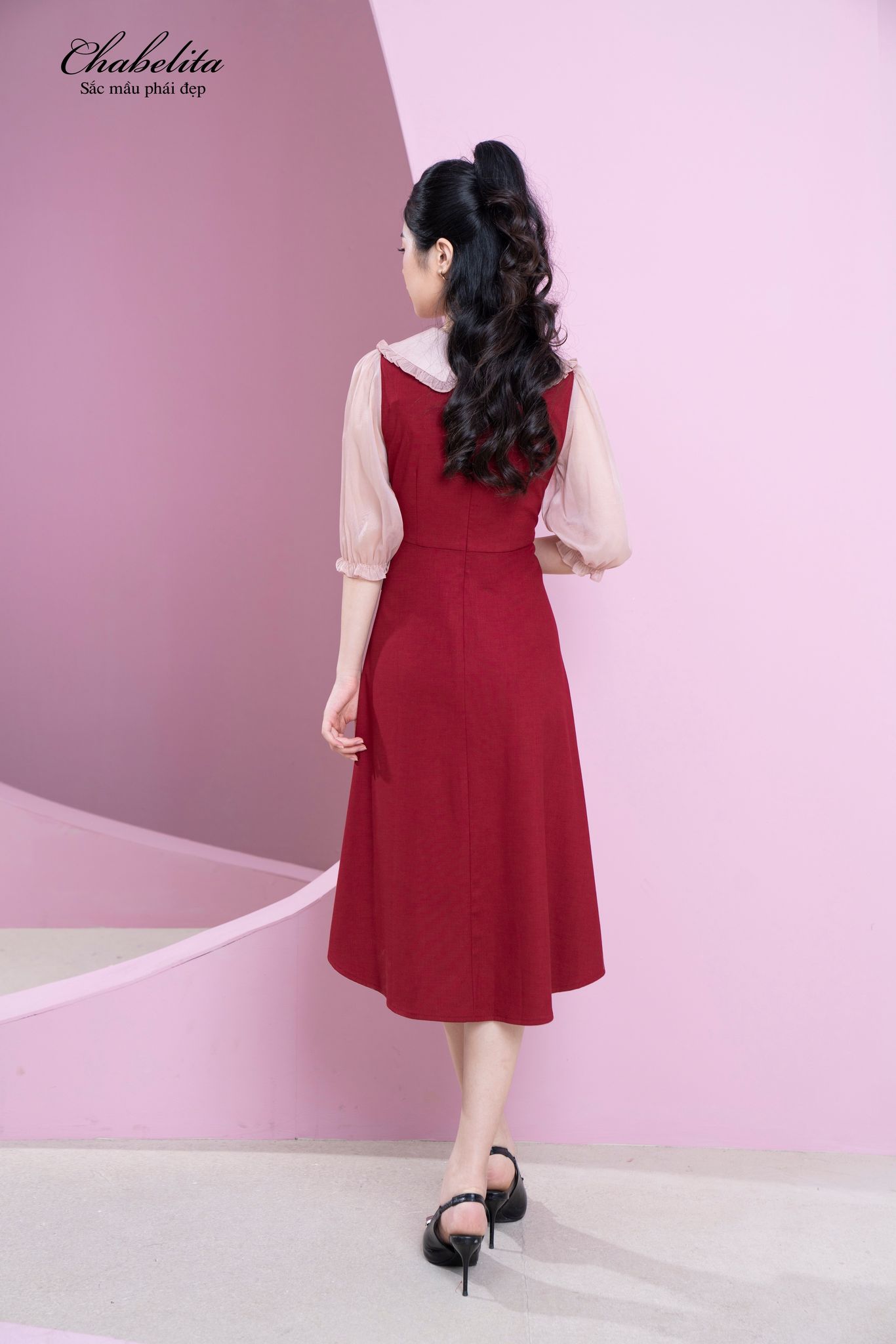 Đầm phối cổ+ tay màu đỏ