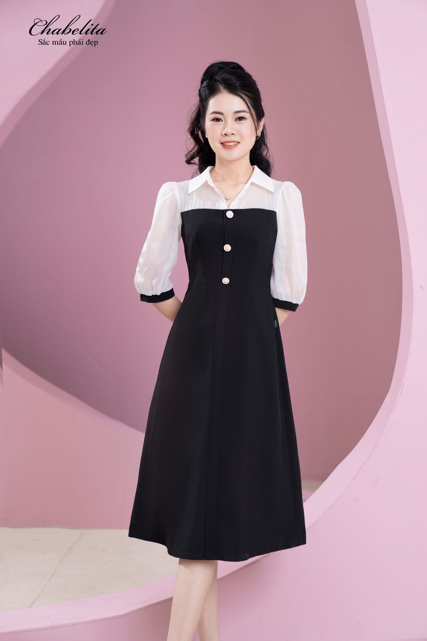 Váy phối tay ngực màu đen