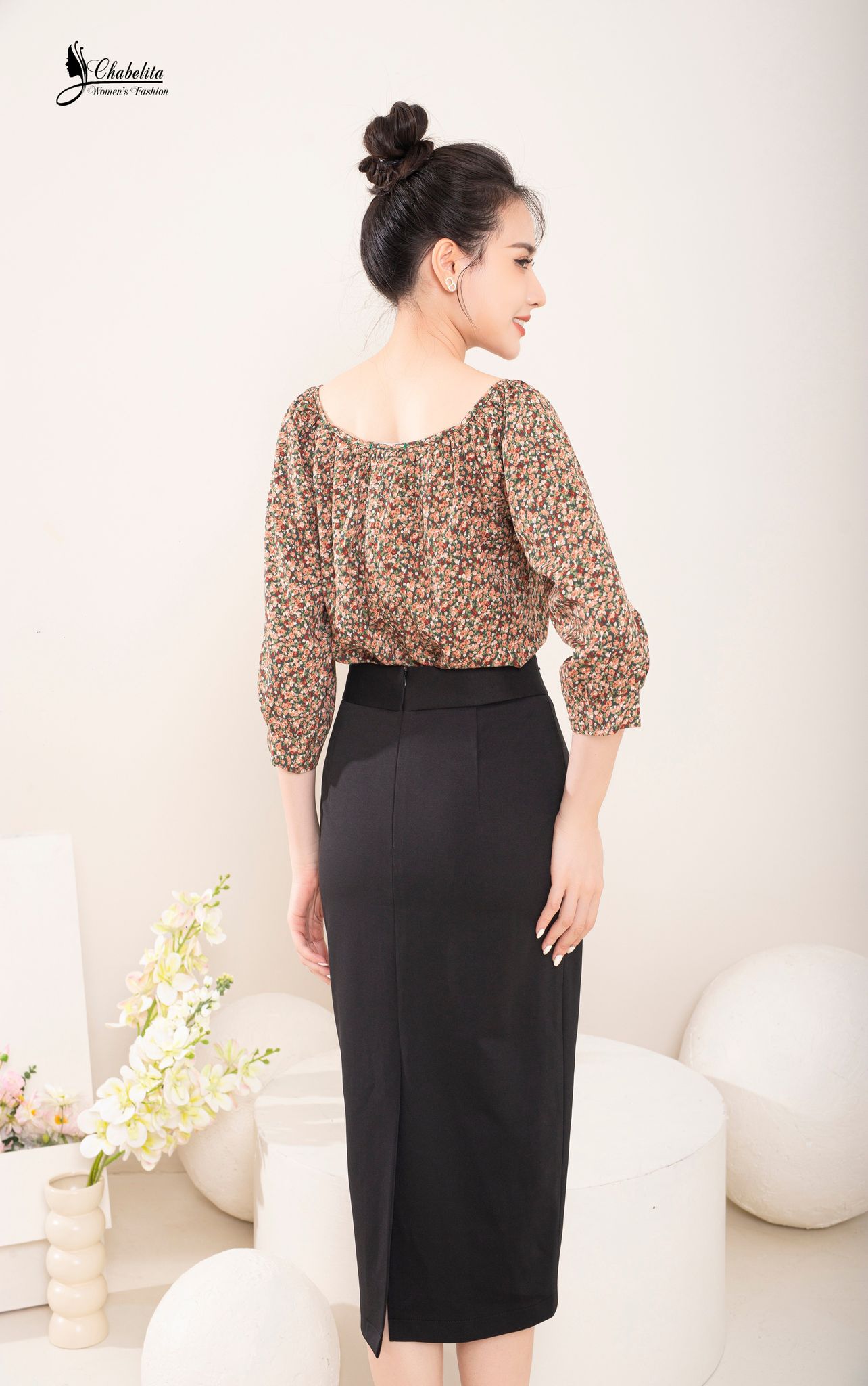 Chân váy dáng dài đai eo màu đen