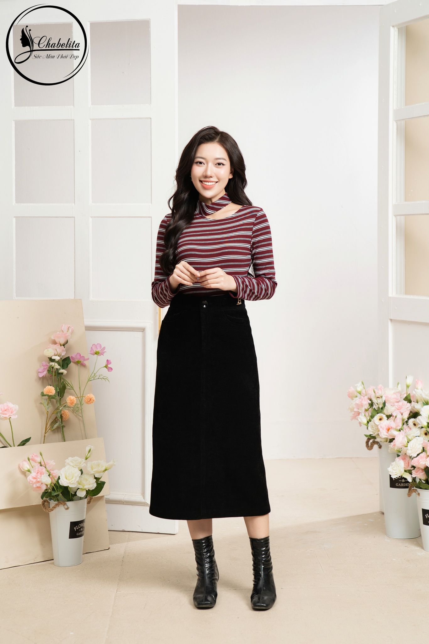 Áo cotton hở vai kẻ đỏ