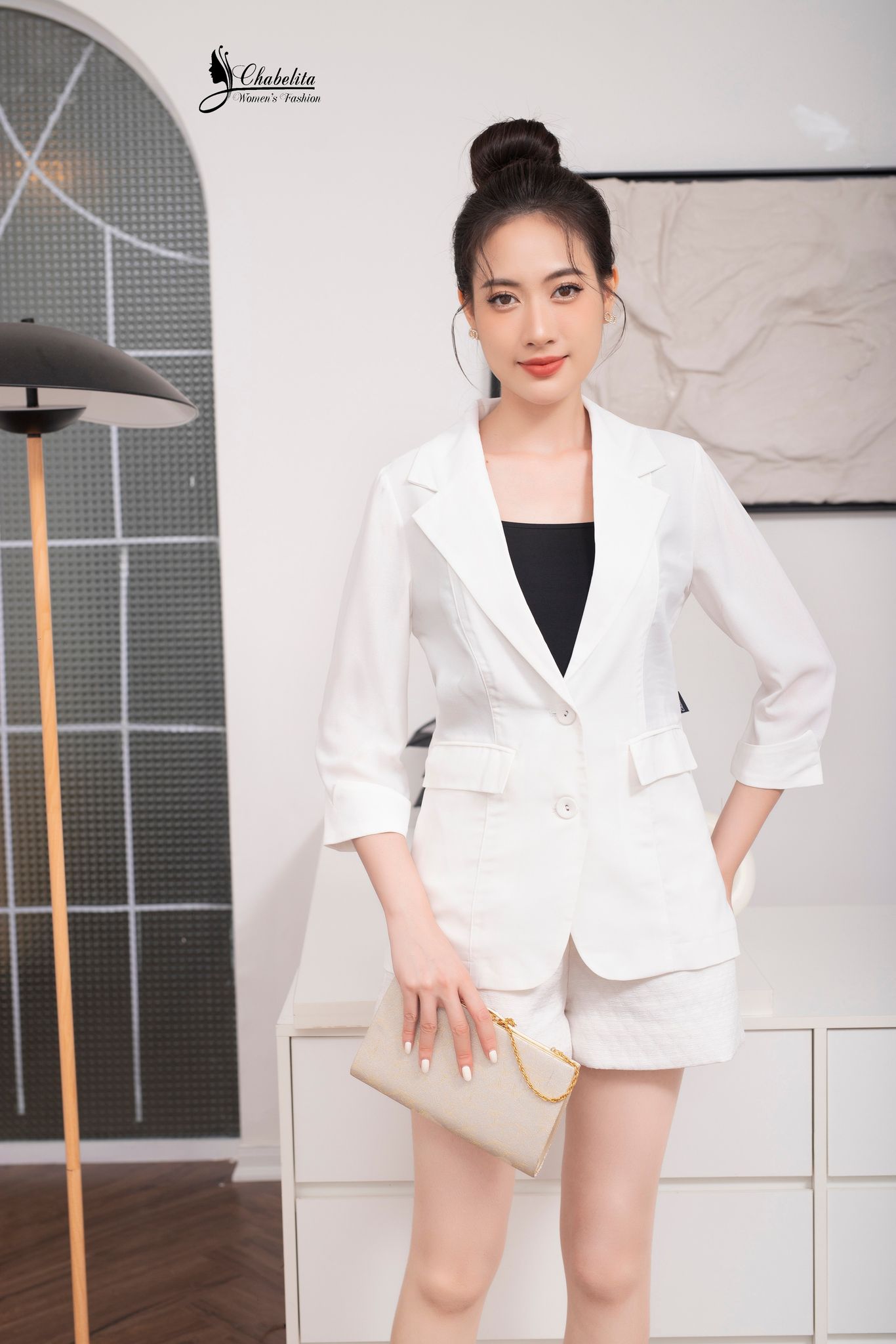 Áo vest thời trang màu trắng