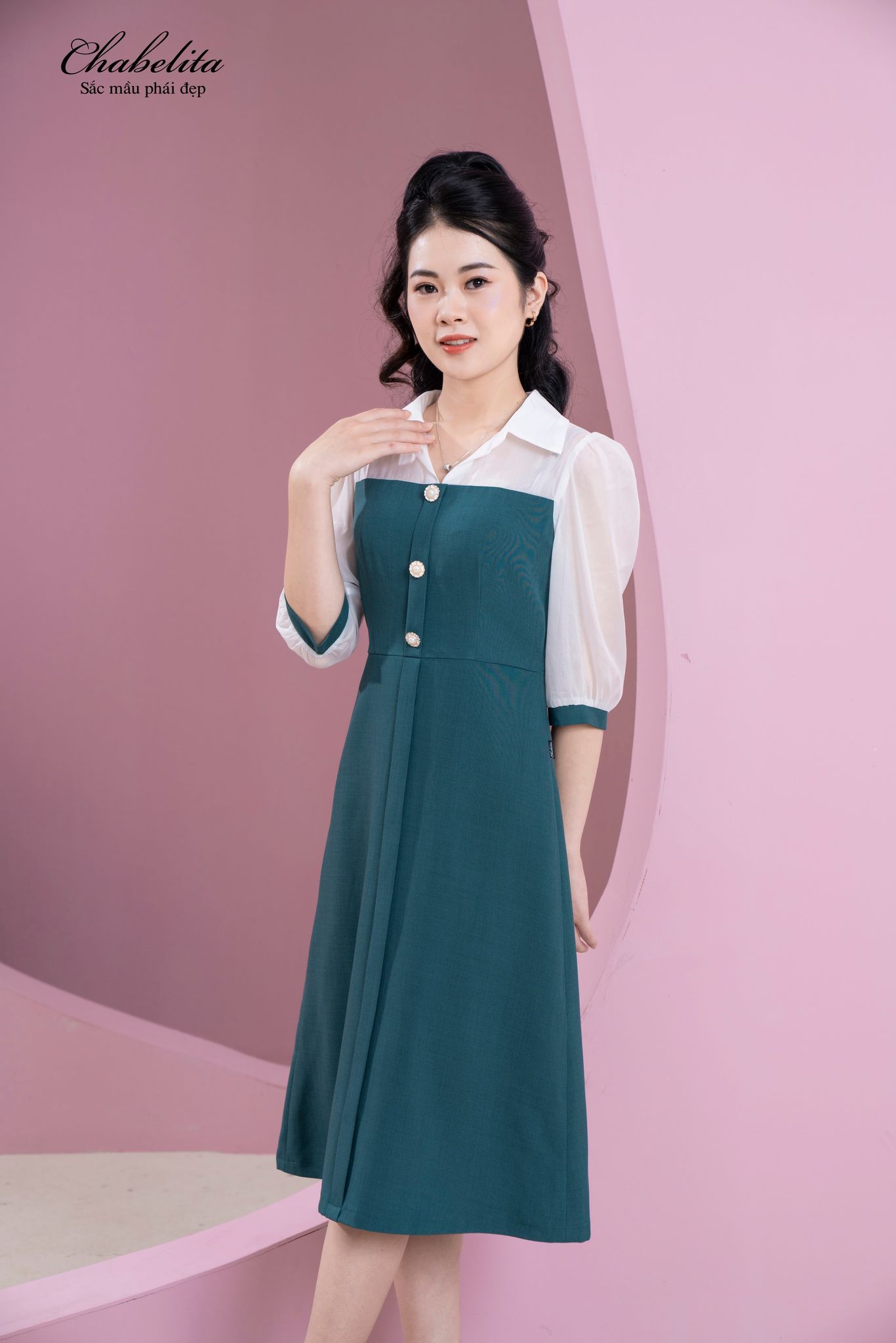 Váy phối tay ngực màu xanh