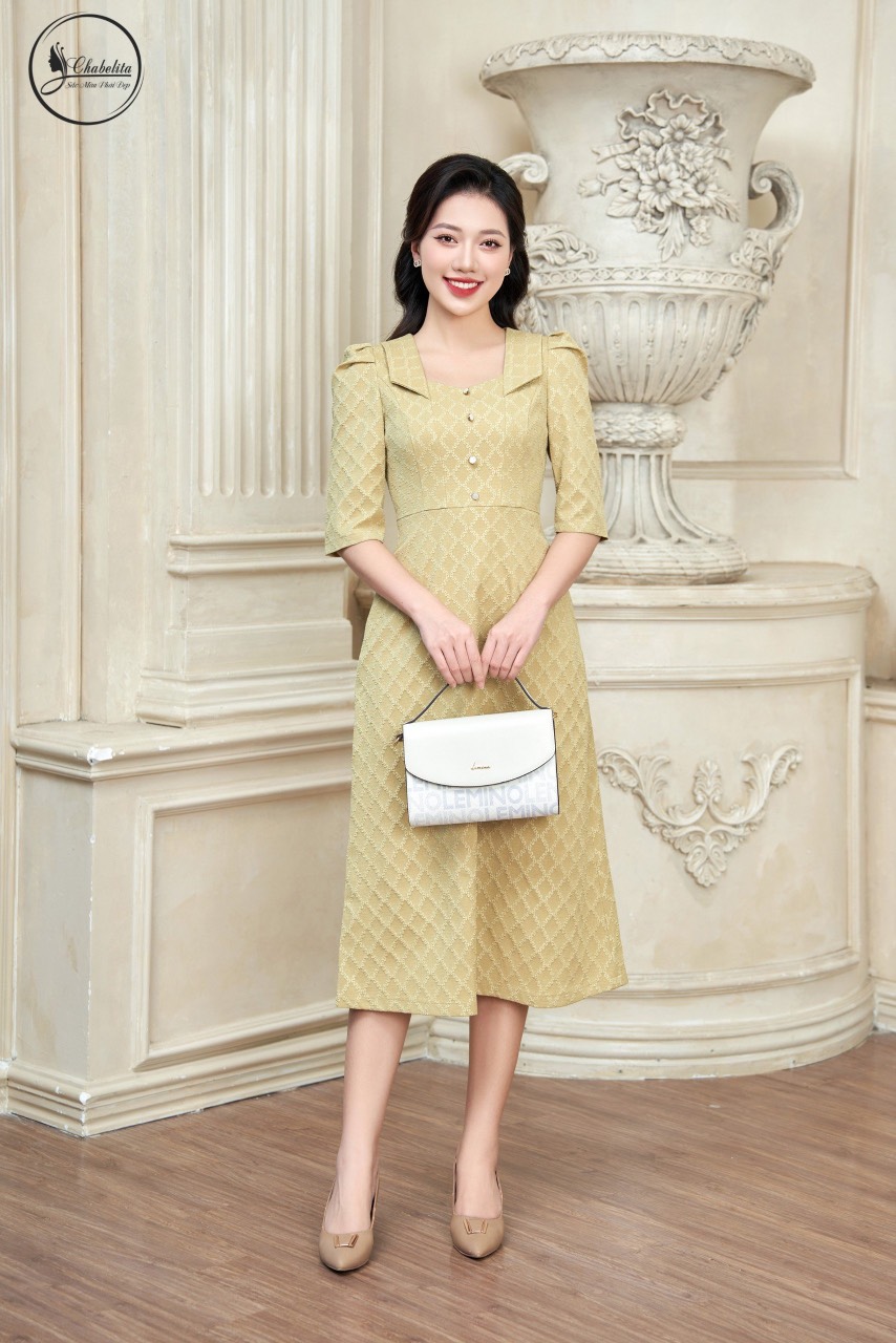 Đầm cổ bẻ màu cốm