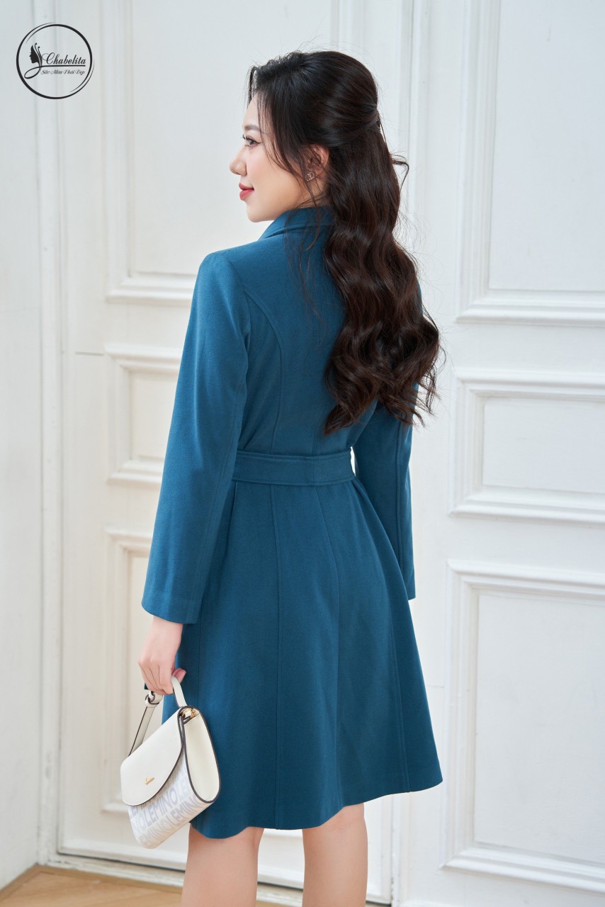 Áo măng tô dài màu xanh