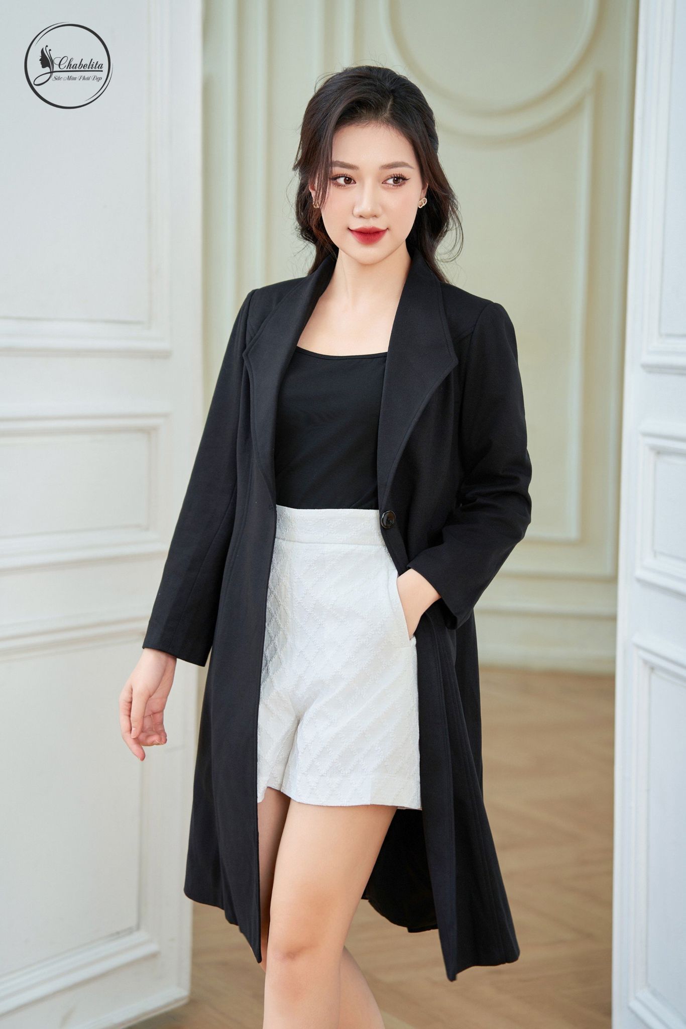 Áo măng tô dài màu đen