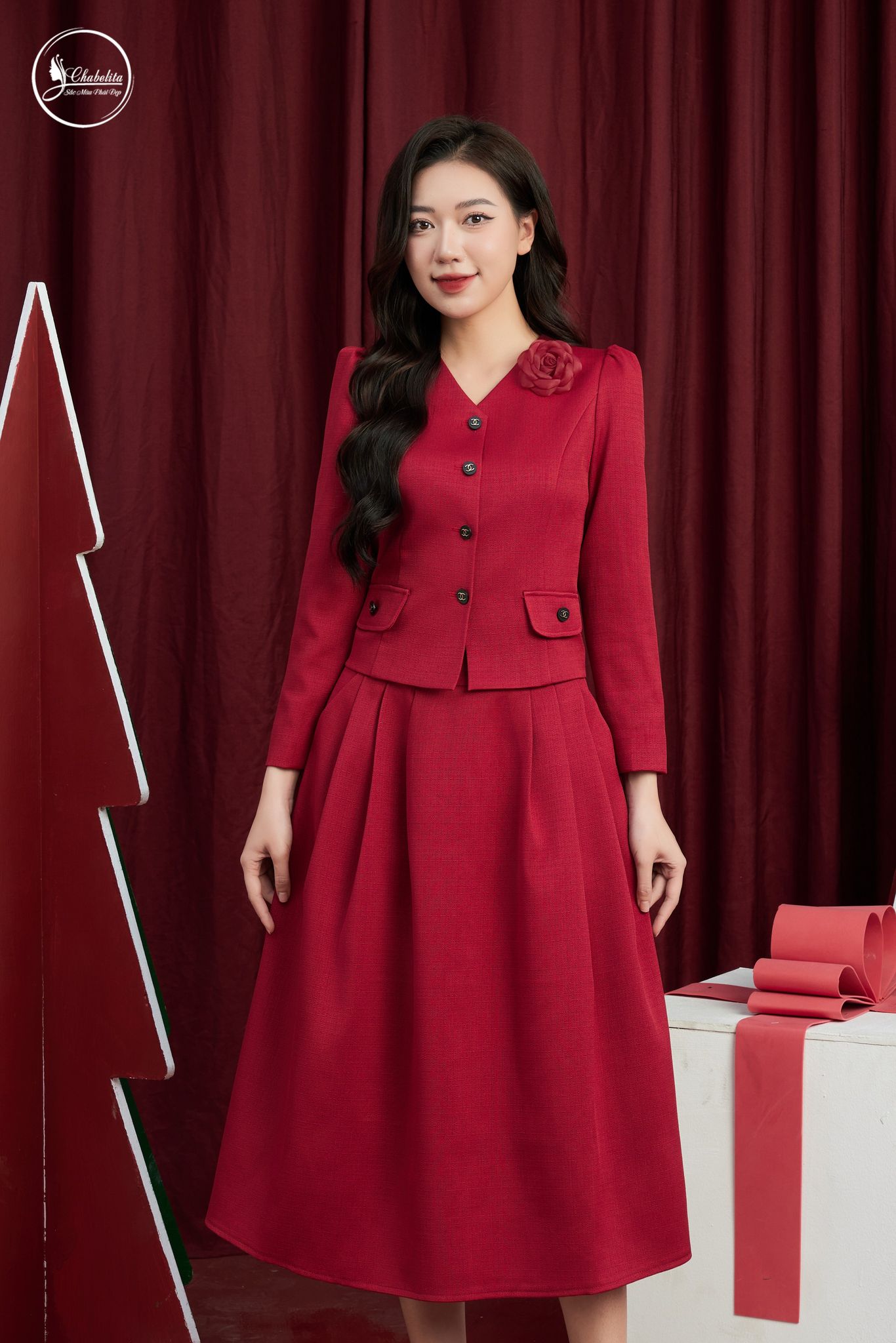 Sét bộ áo ký giả cổ tim kèm chân váy màu đỏ