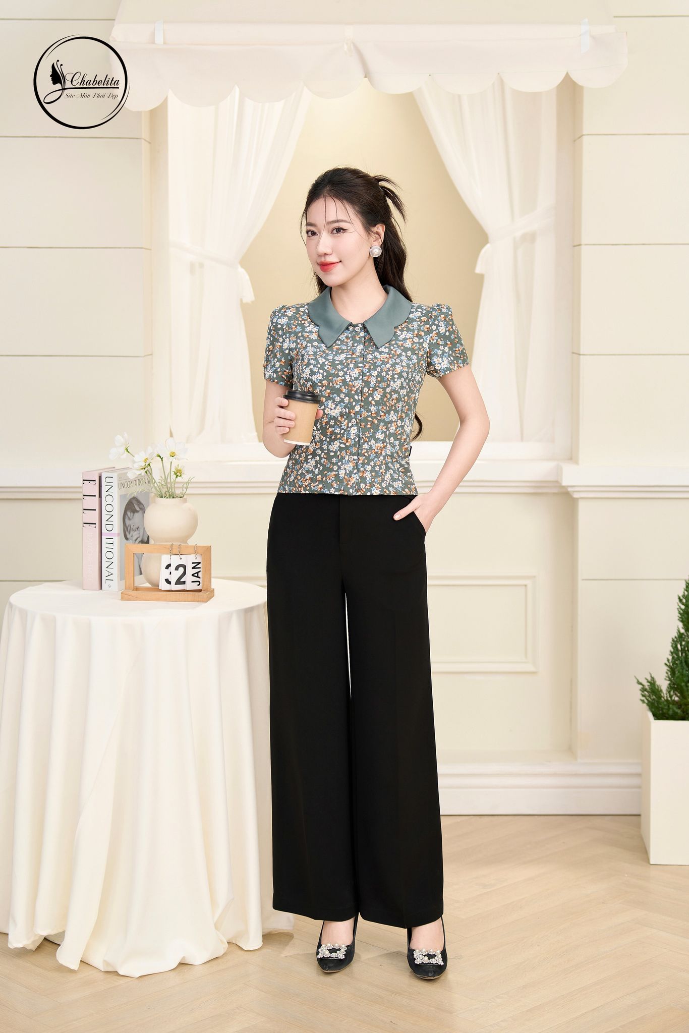 Áo sơ mi hoa phối cổ màu xanh