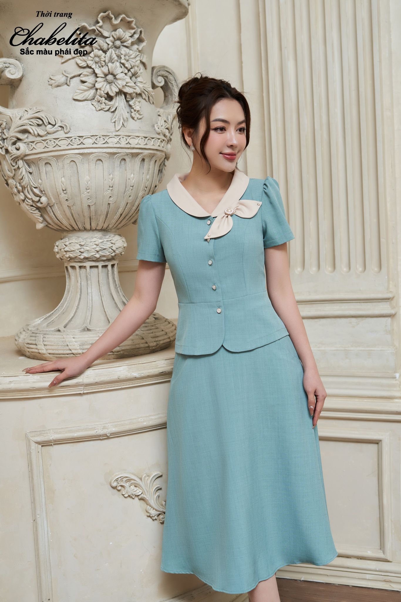 Sét bộ áo phối cổ kèm chân váy màu xanh