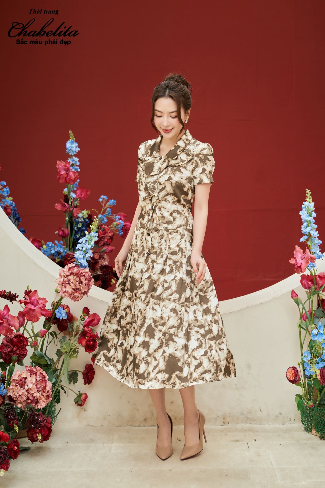 Sét bộ áo kèm chân váy màu nâu lạnh