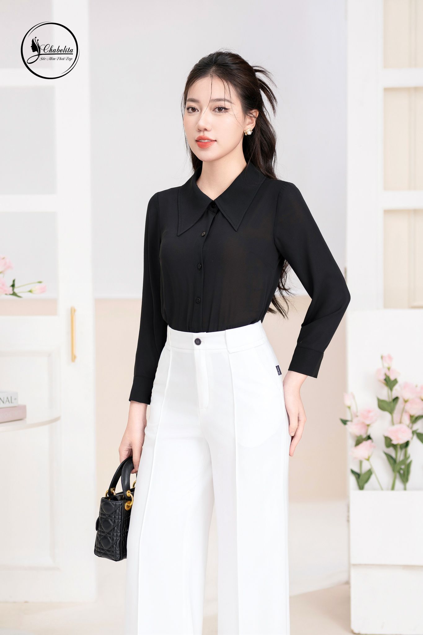 Áo sơ mi cổ nhọn dài tay màu đen