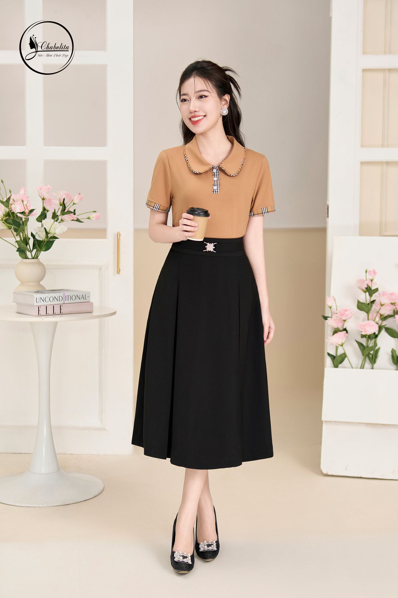 Chân váy dáng A màu đen