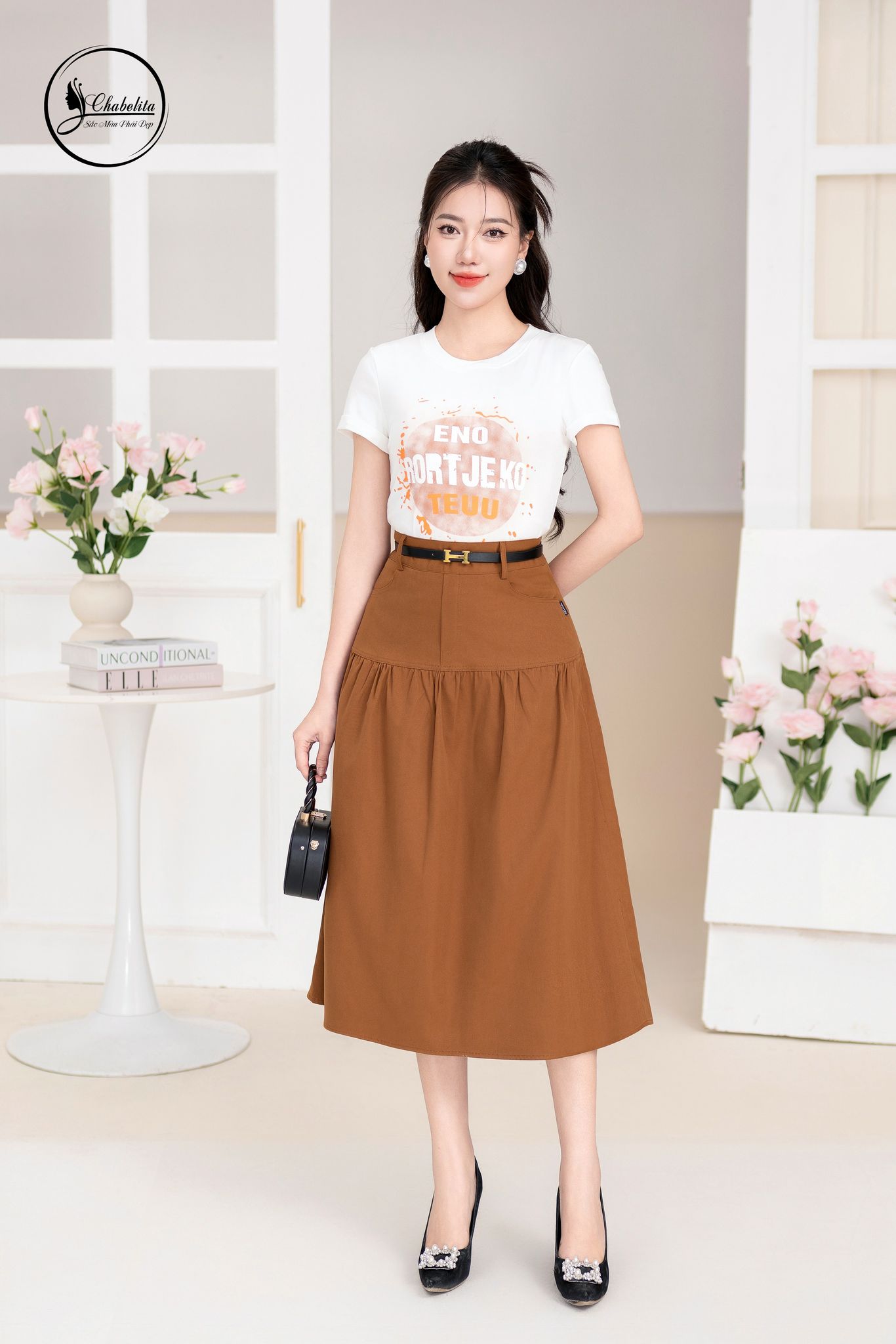 Áo cotton cổ tròn màu trắng