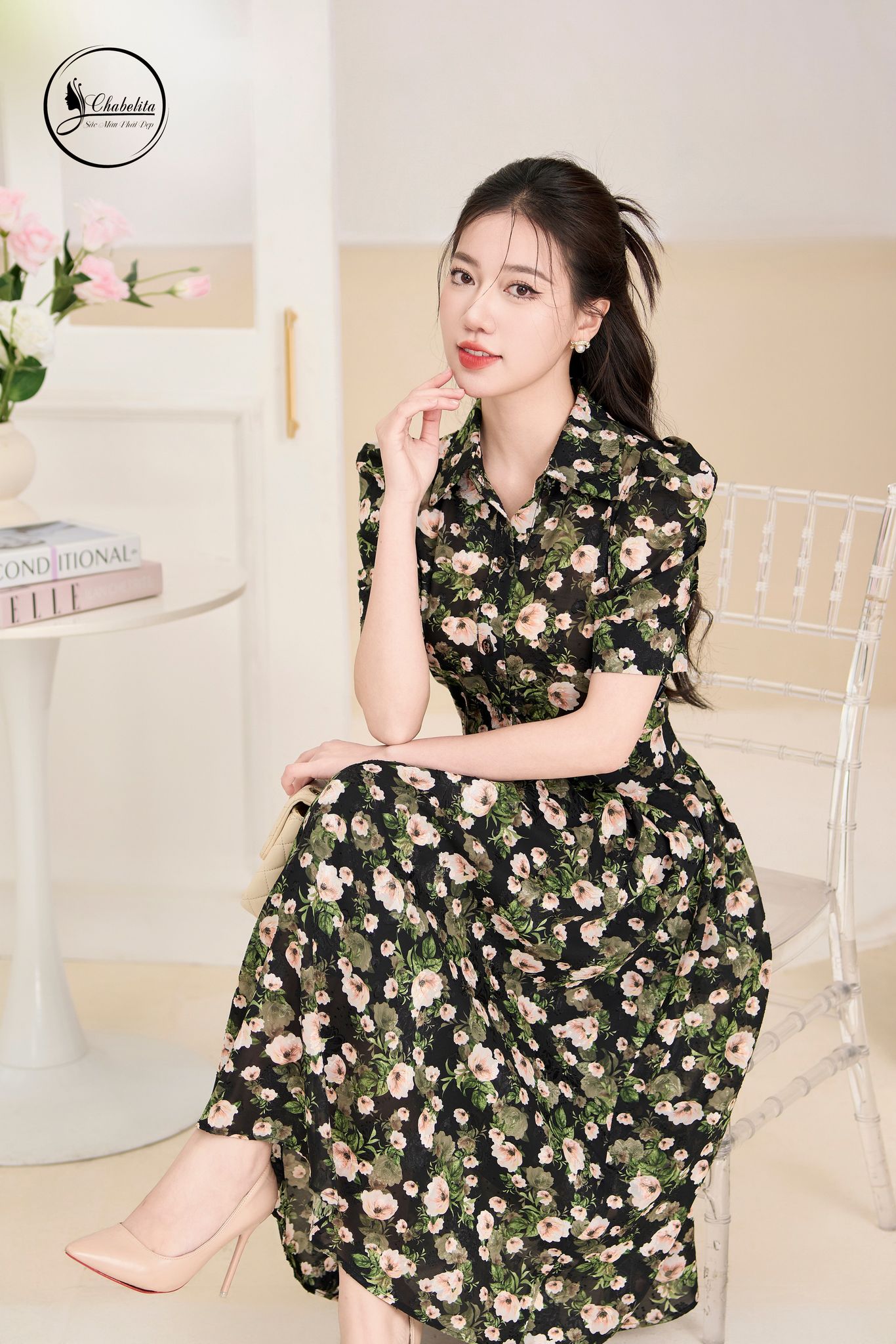 Sét bộ áo hoa kèm chân váy màu đen