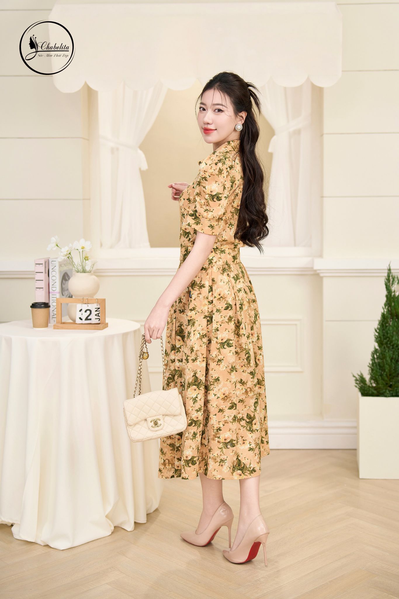 Sét bộ áo hoa kèm chân váy màu nâu