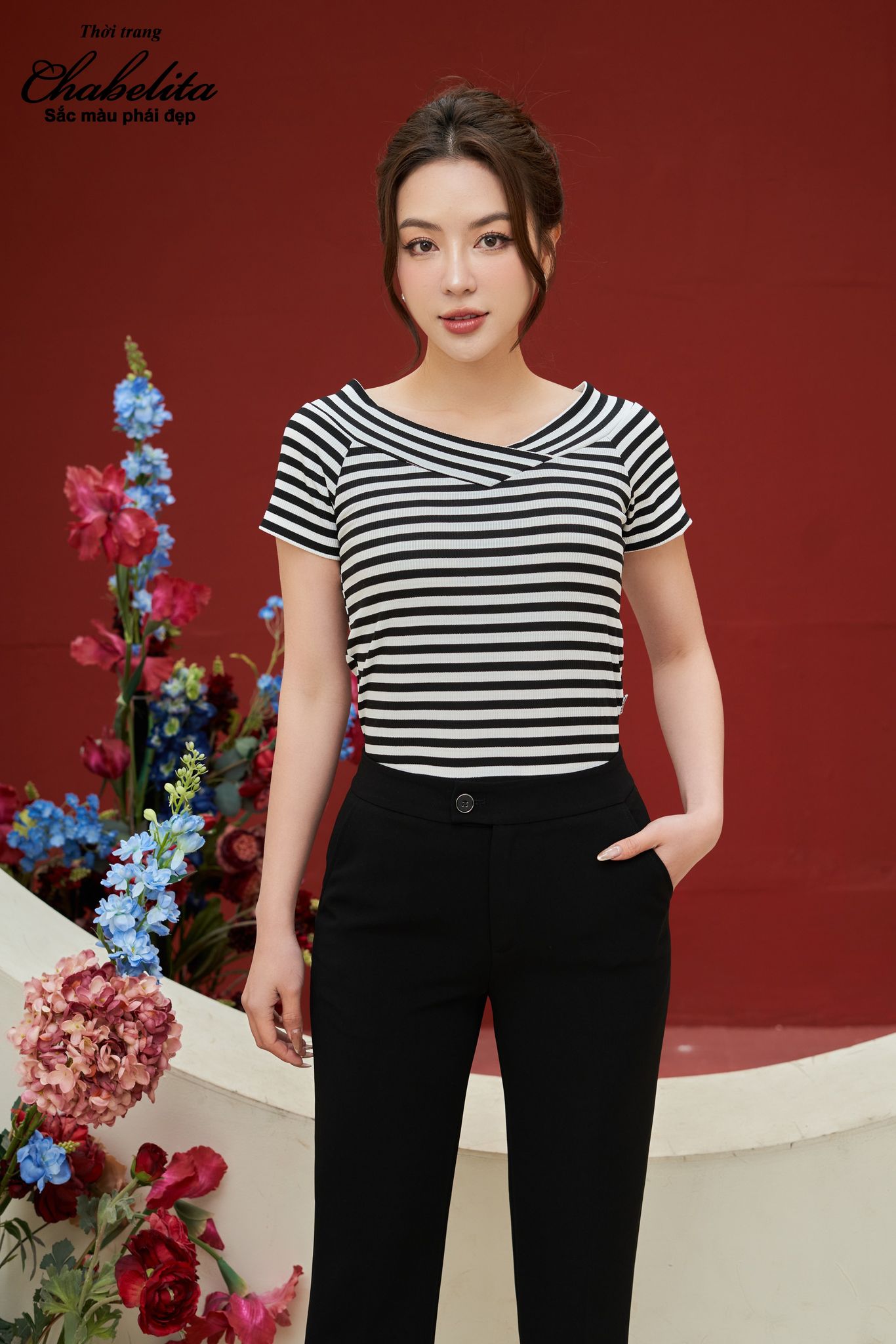 Áo kẻ trắng đen